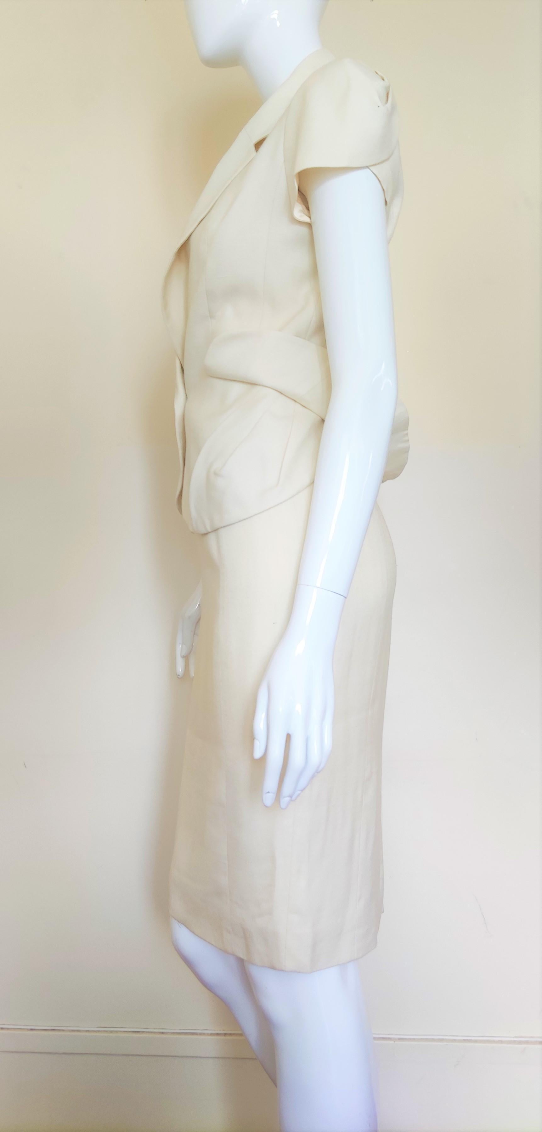 Early John Galliano S/S 1999 Runway Vintage Ivory Ensemble Dress Costume Suit For Sale 6