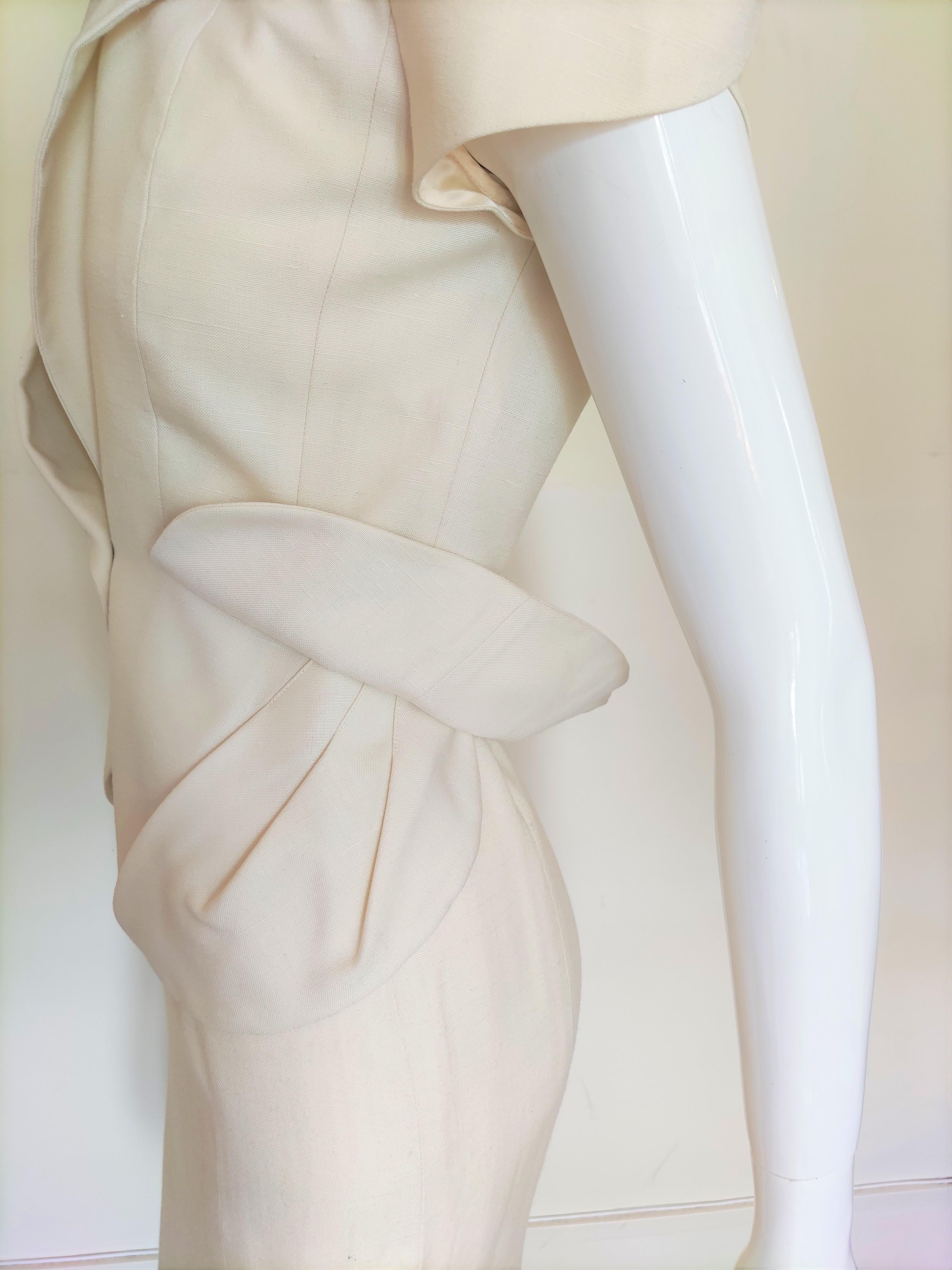 Early John Galliano S/S 1999 Runway Vintage Ivory Ensemble Dress Costume Suit For Sale 7