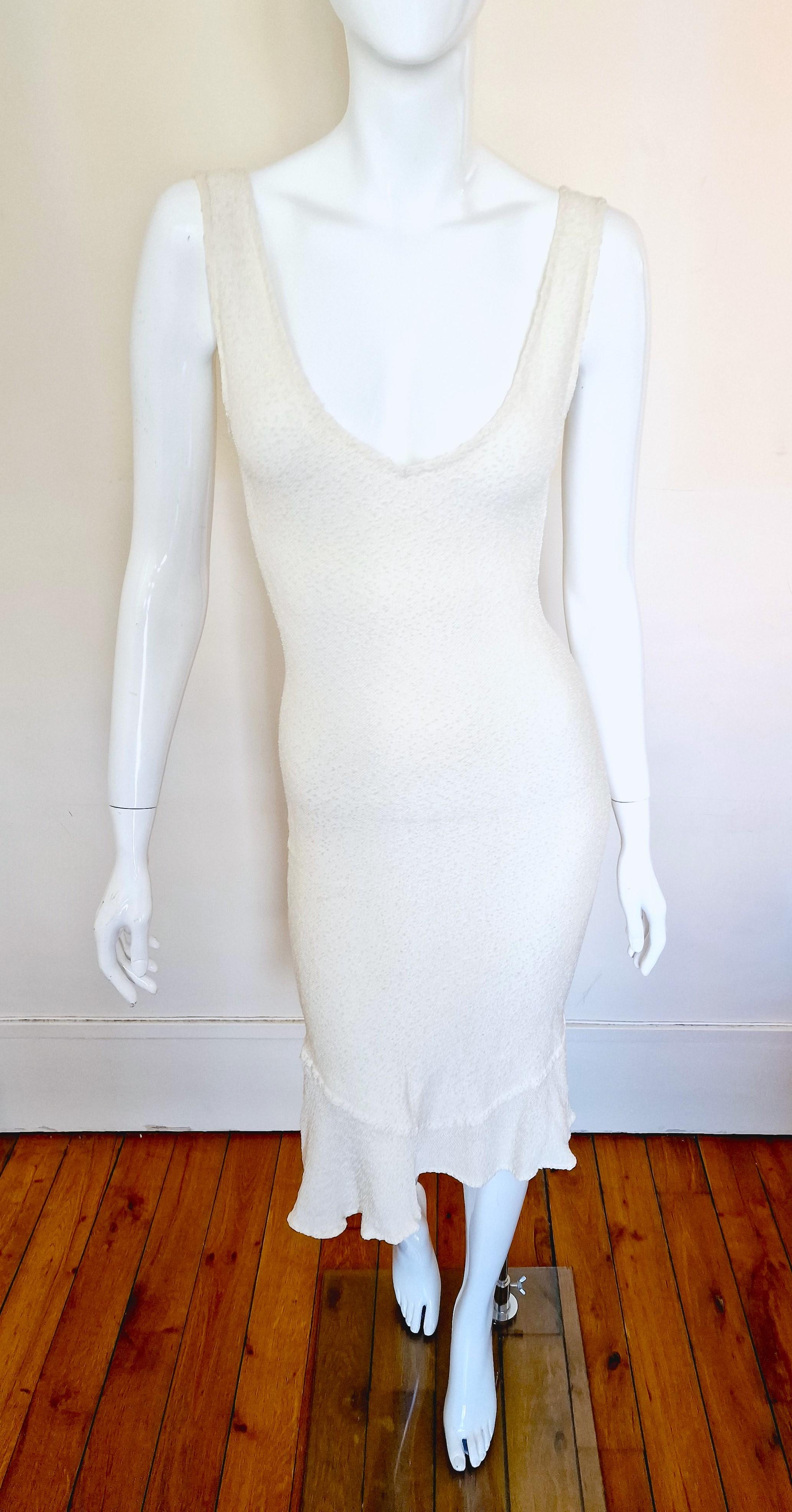 Early John Galliano Viscose Beach Wedding Knit Sheer Sheath Vintage White Dress In Excellent Condition For Sale In PARIS, FR