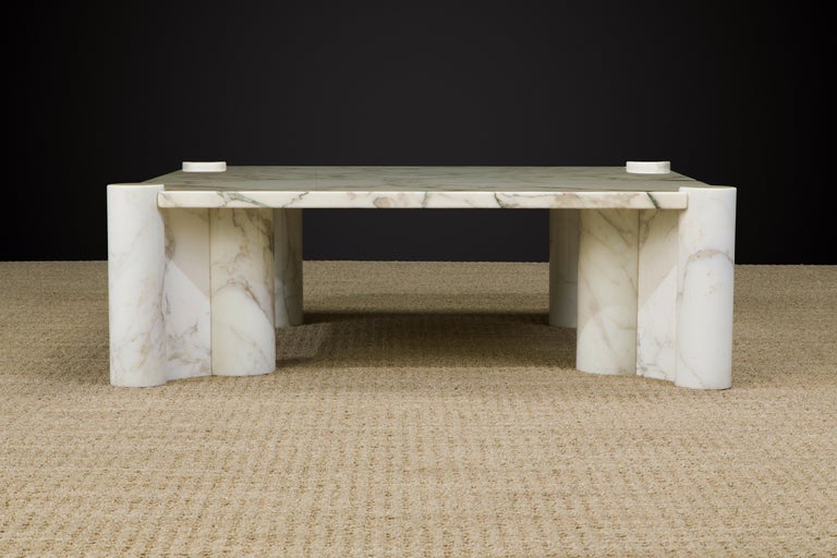 Modern Early Jumbo Table in Golden Calacatta by Gae Aulenti for Knoll International  For Sale