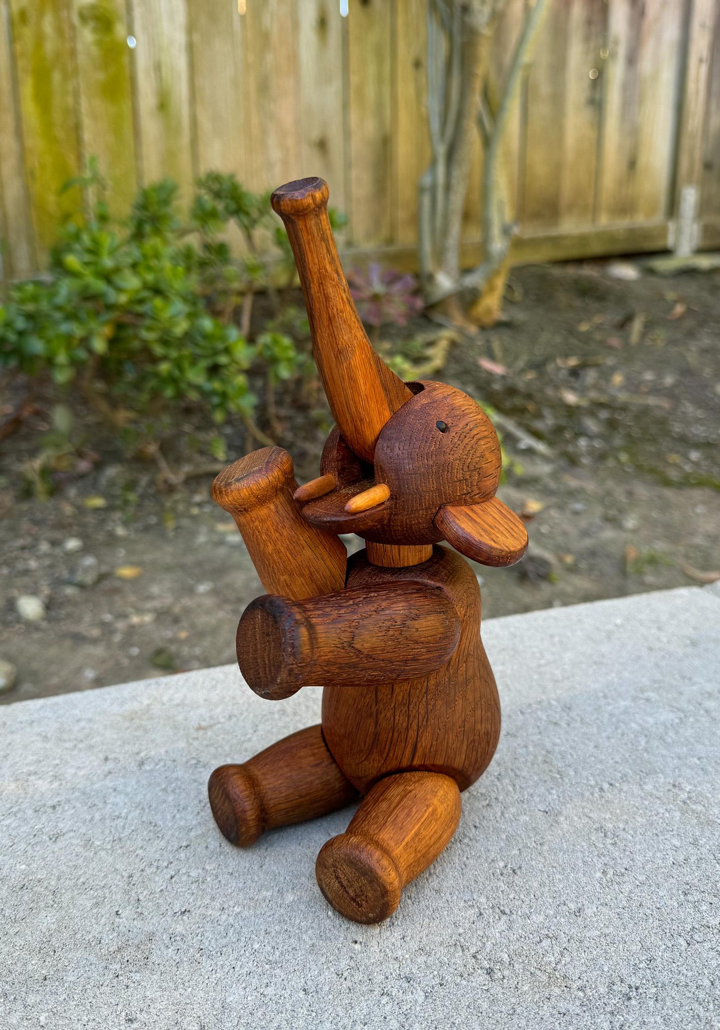 Kay Bojesen Eichen-Elefant, Dänemark, ca. 1960.
