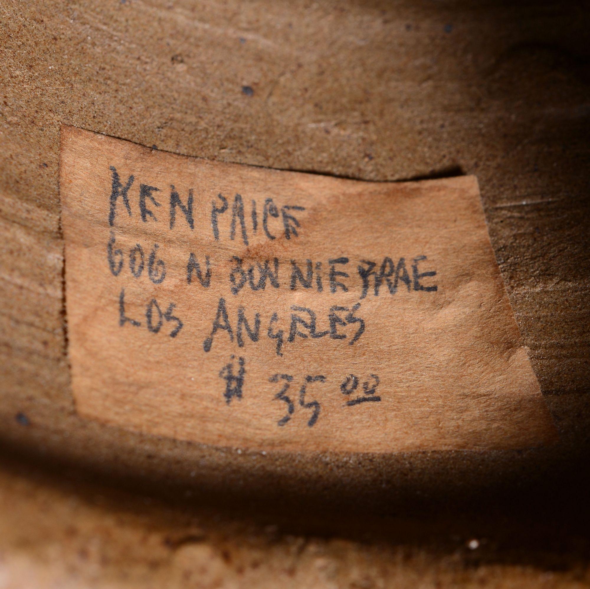 Scultura figurata / Vaso di Ken Price, 19 