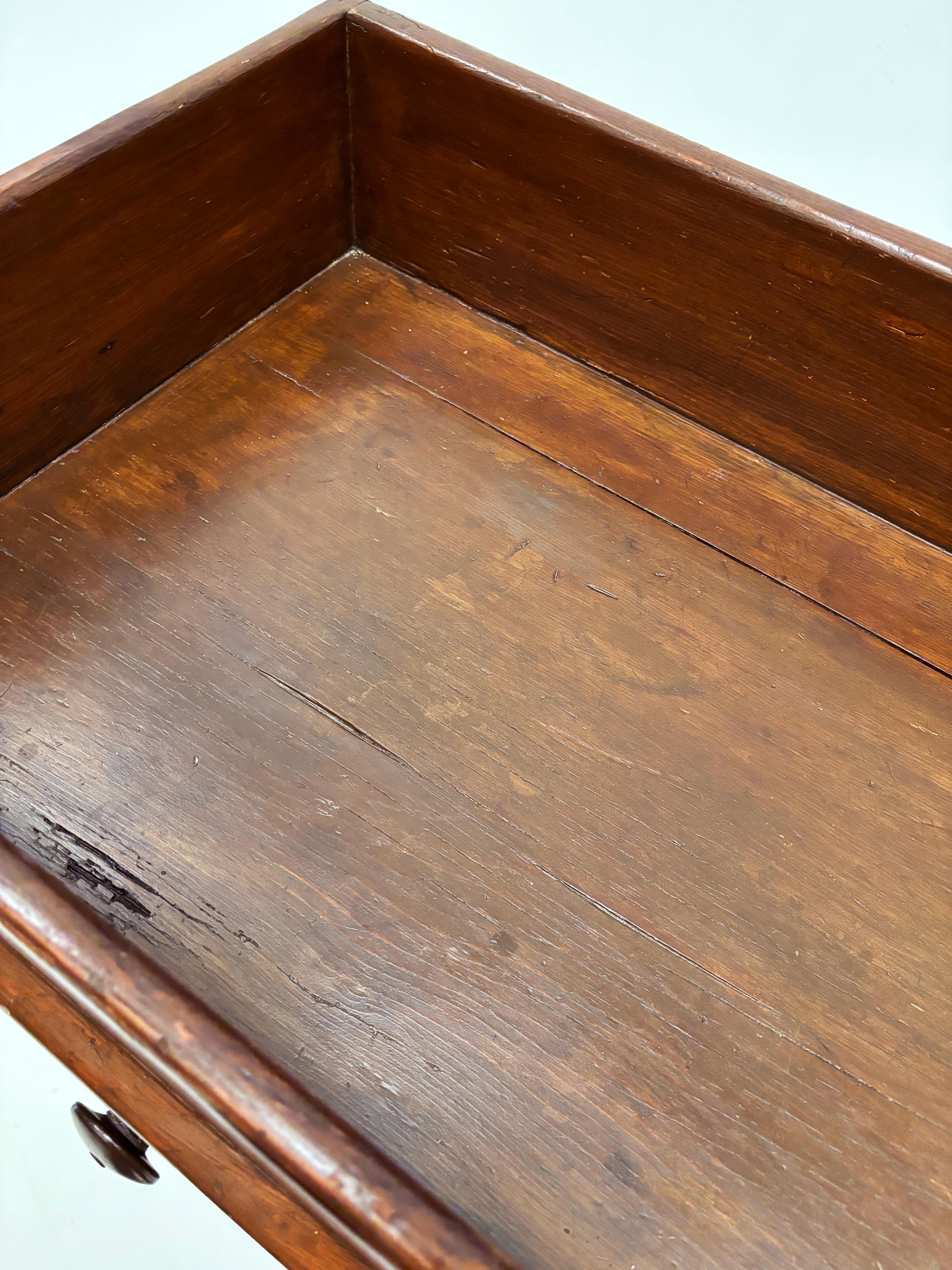 Early Kentucky Dry Sink In Good Condition In Louisville, KY