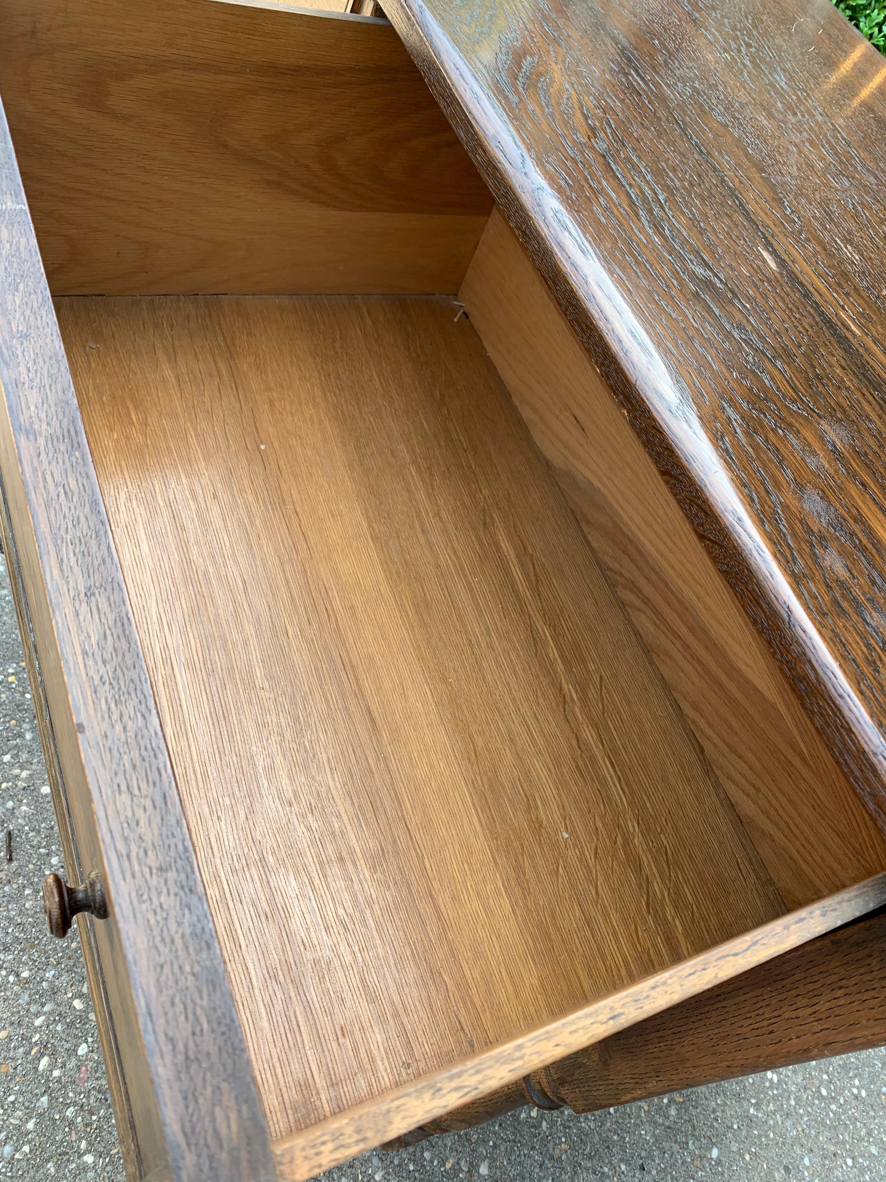 Early Kittinger 'Labelled' Oak Sideboard/ Cabinet 5
