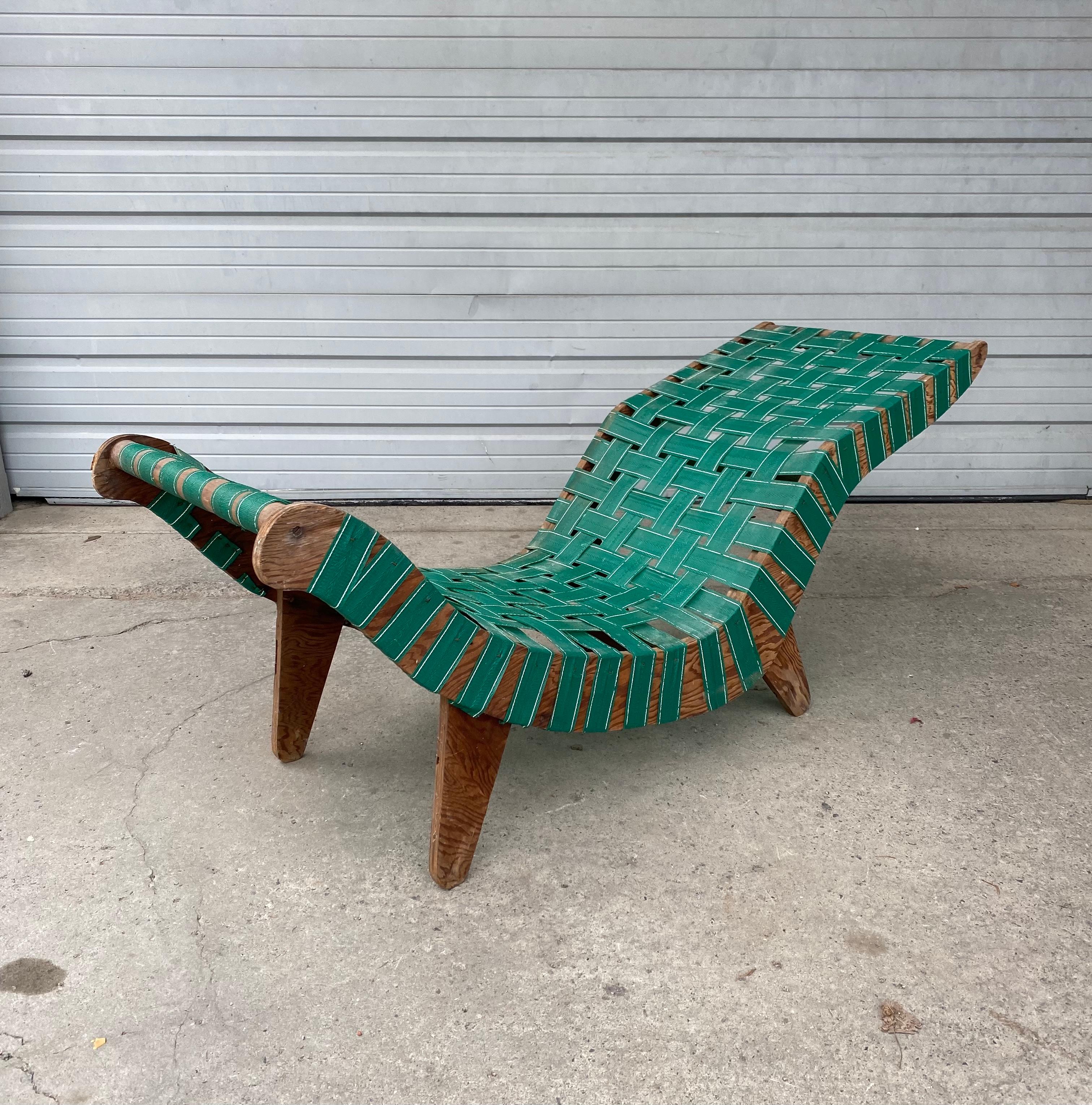 Early Klaus Grabe Model C5 Chaise Longue For Sale 1
