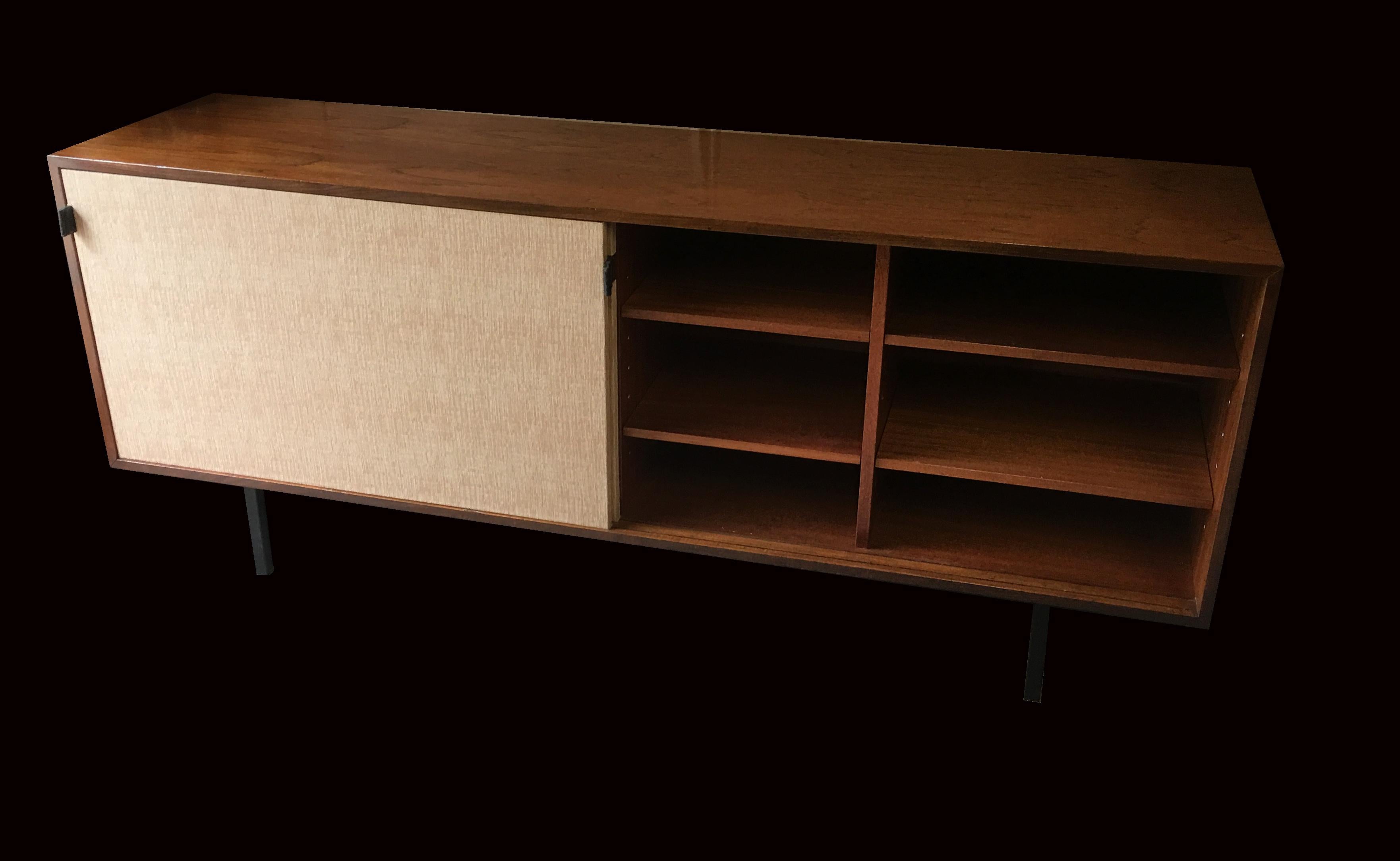 American Early Knoll 2-Door Credenza