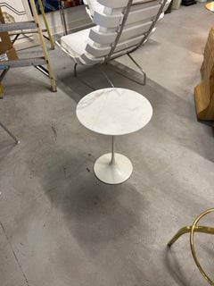 Early Knoll Saarinen Tulip Table