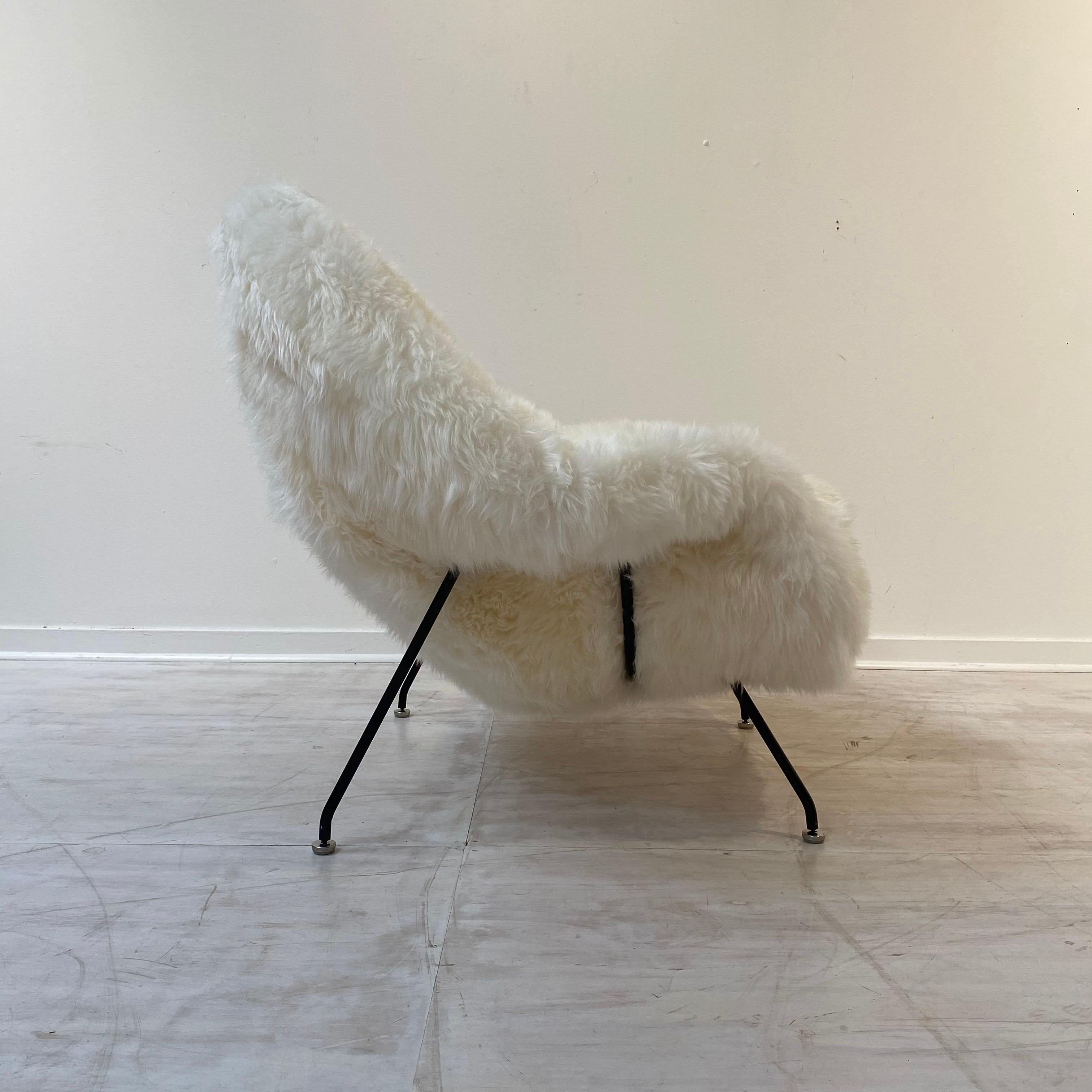 20th Century Early Knoll Womb Chair in Sheepskin, Eero Saarinen