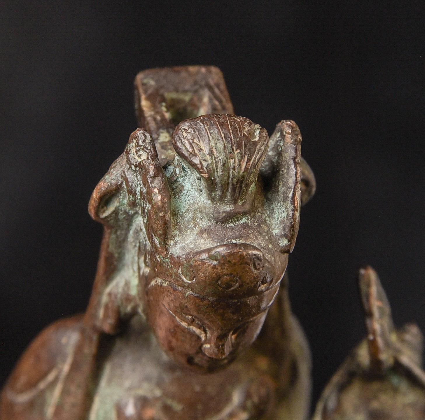 Early Korean bronze Buddha. Solid cast early type. 10378 For Sale 8