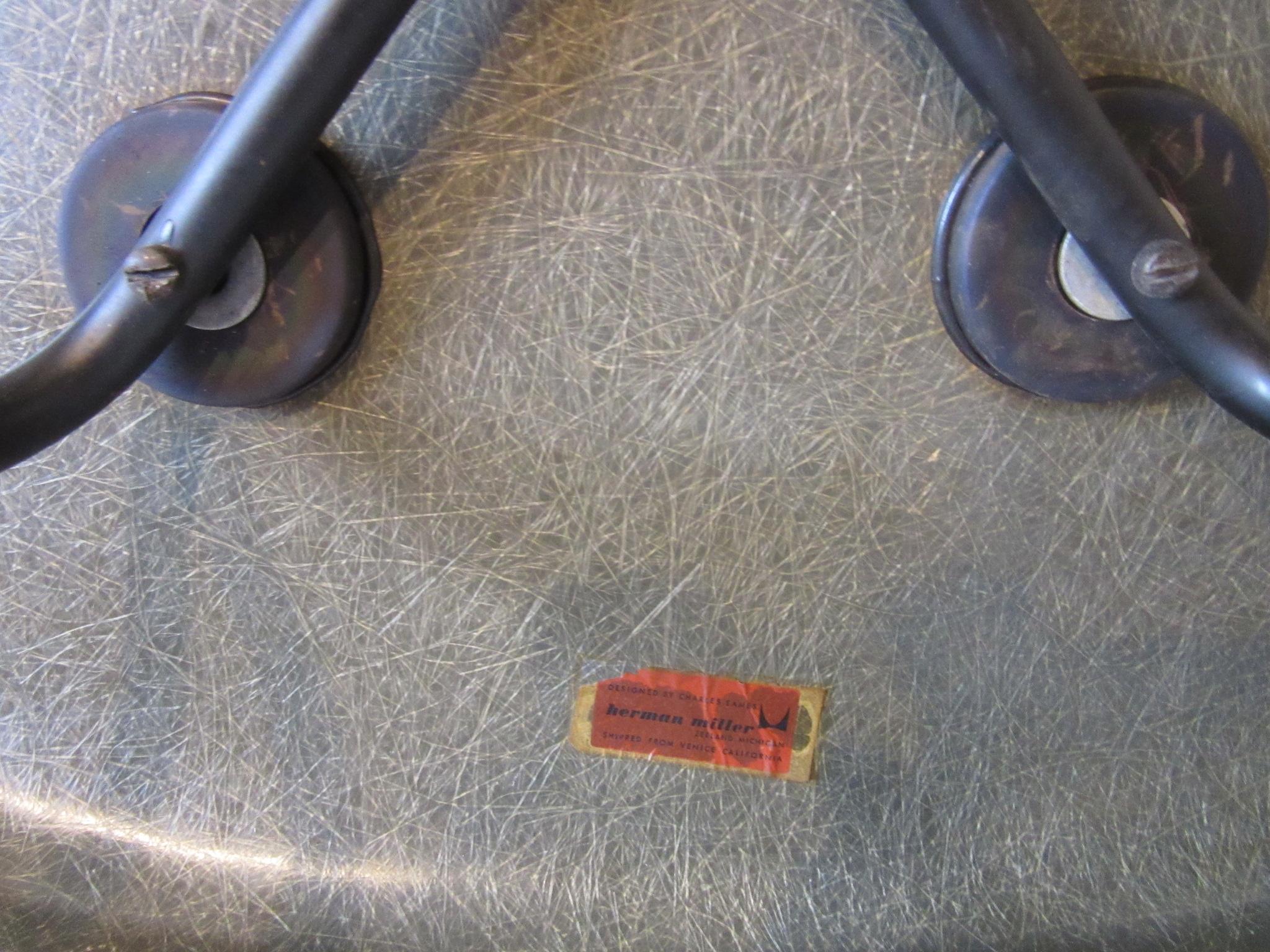 Silla Eames Early Label Armshell de Herman Miller en venta 1