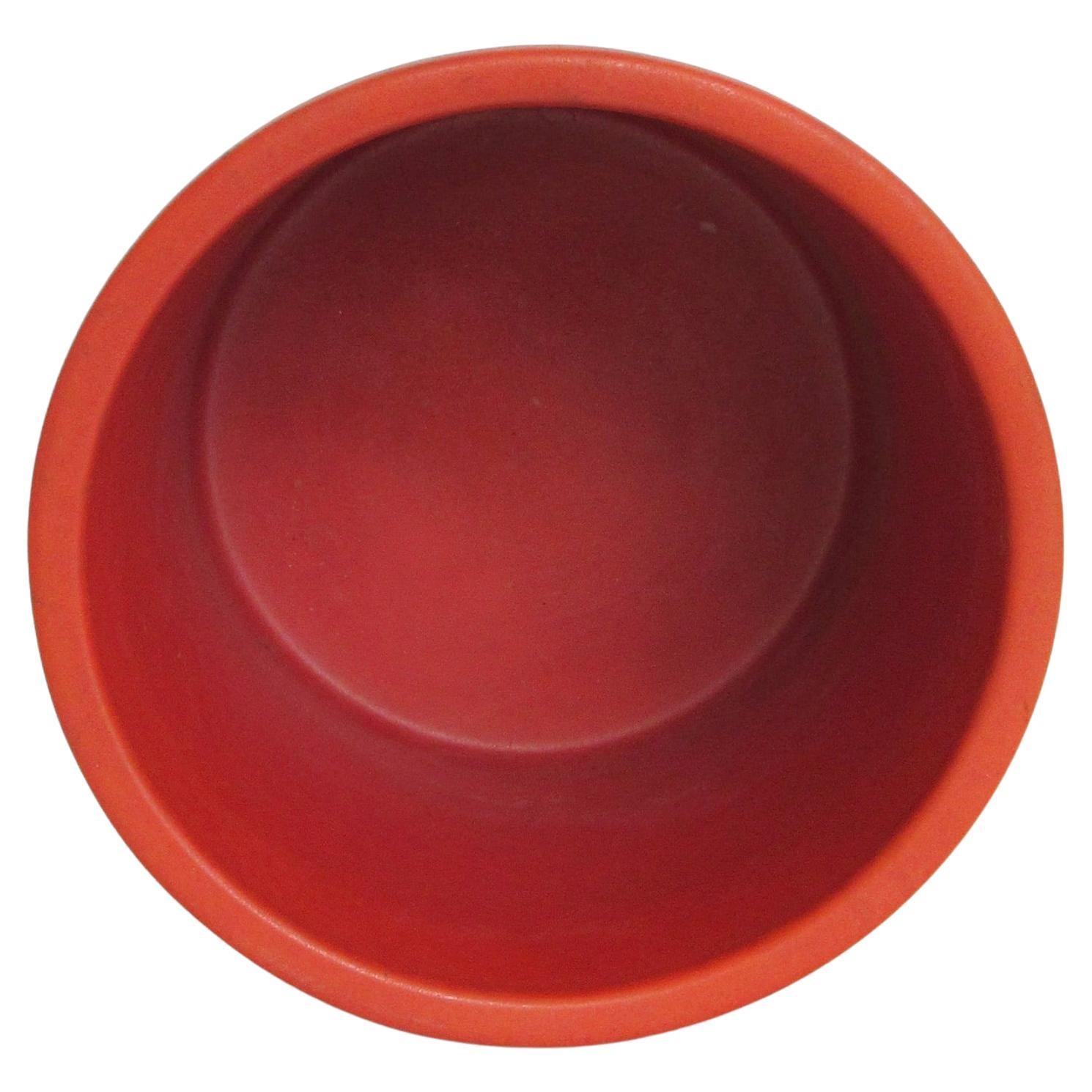 Early Lagardo Tackett  Pour la poterie architecturale Pot de jardinière émaillé rouge mat
