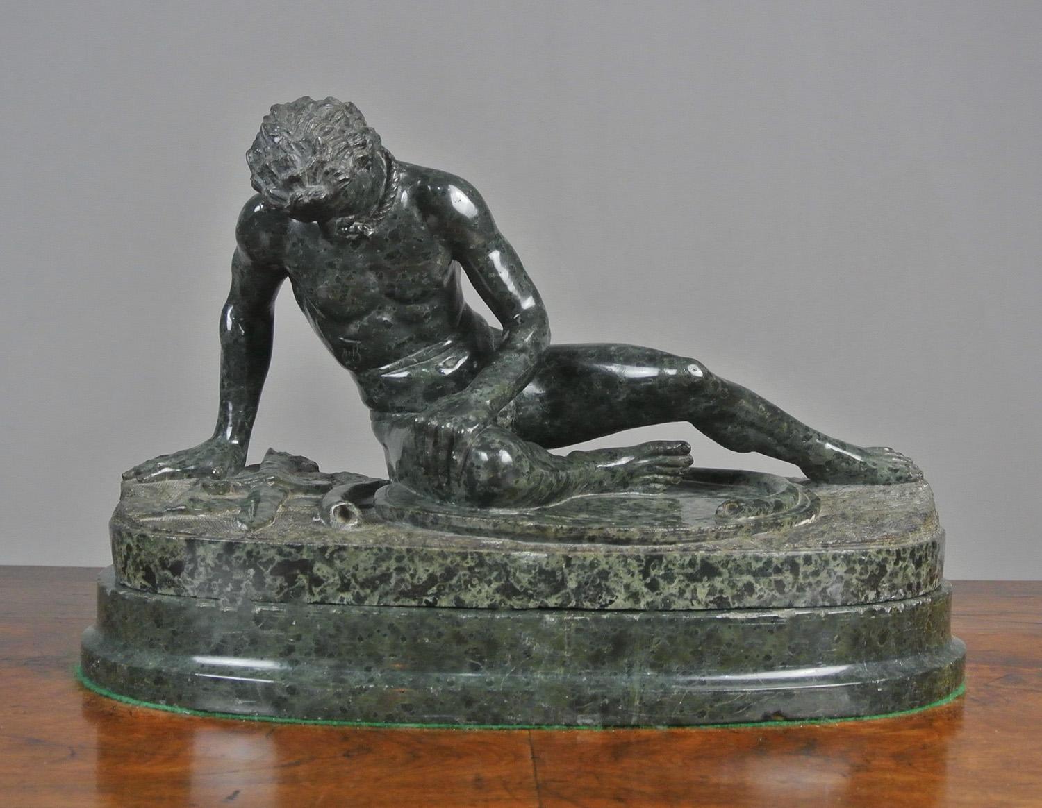 Early, Large and Fine Grand Tour Serpentine Sculpture of the Dying Gaul c. 1850 In Good Condition For Sale In Heathfield, GB