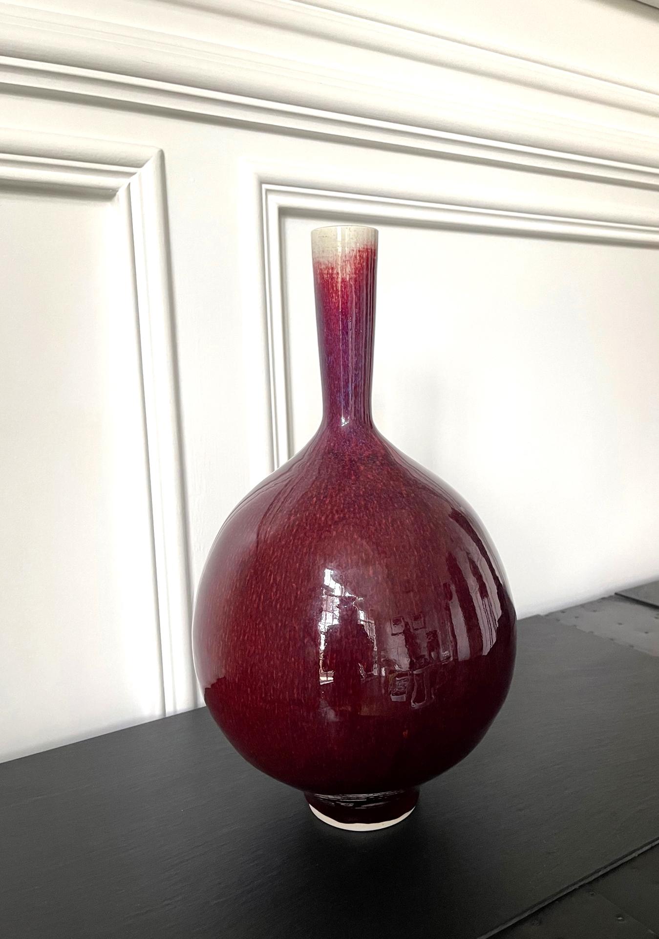 Grand vase en céramique avec glaçure Sang-de-Bœuf du frère Thomas Bezanson en vente 5