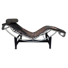 Early LC4 Chaise Longue n° 3075 Original Pony Hide, Le Corbusier, Cassina, 1970s