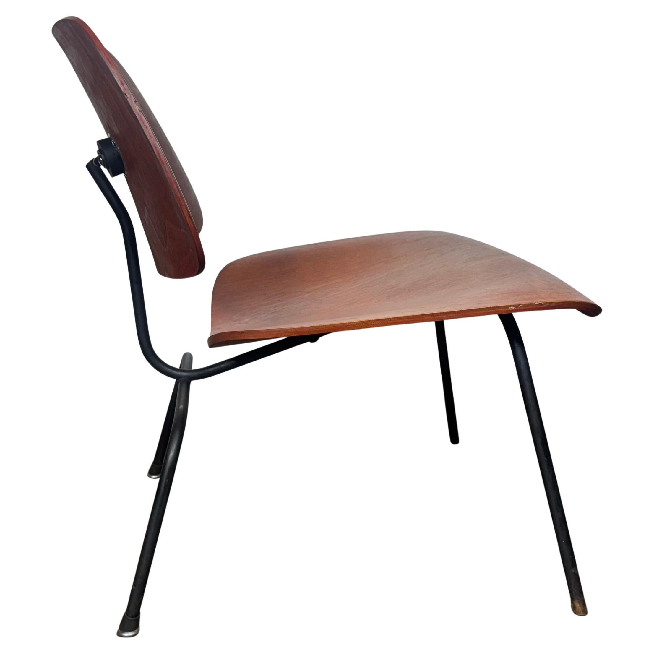 Early LCM Red Aniline Dyed by Charles Eames for Herman Miller For Sale