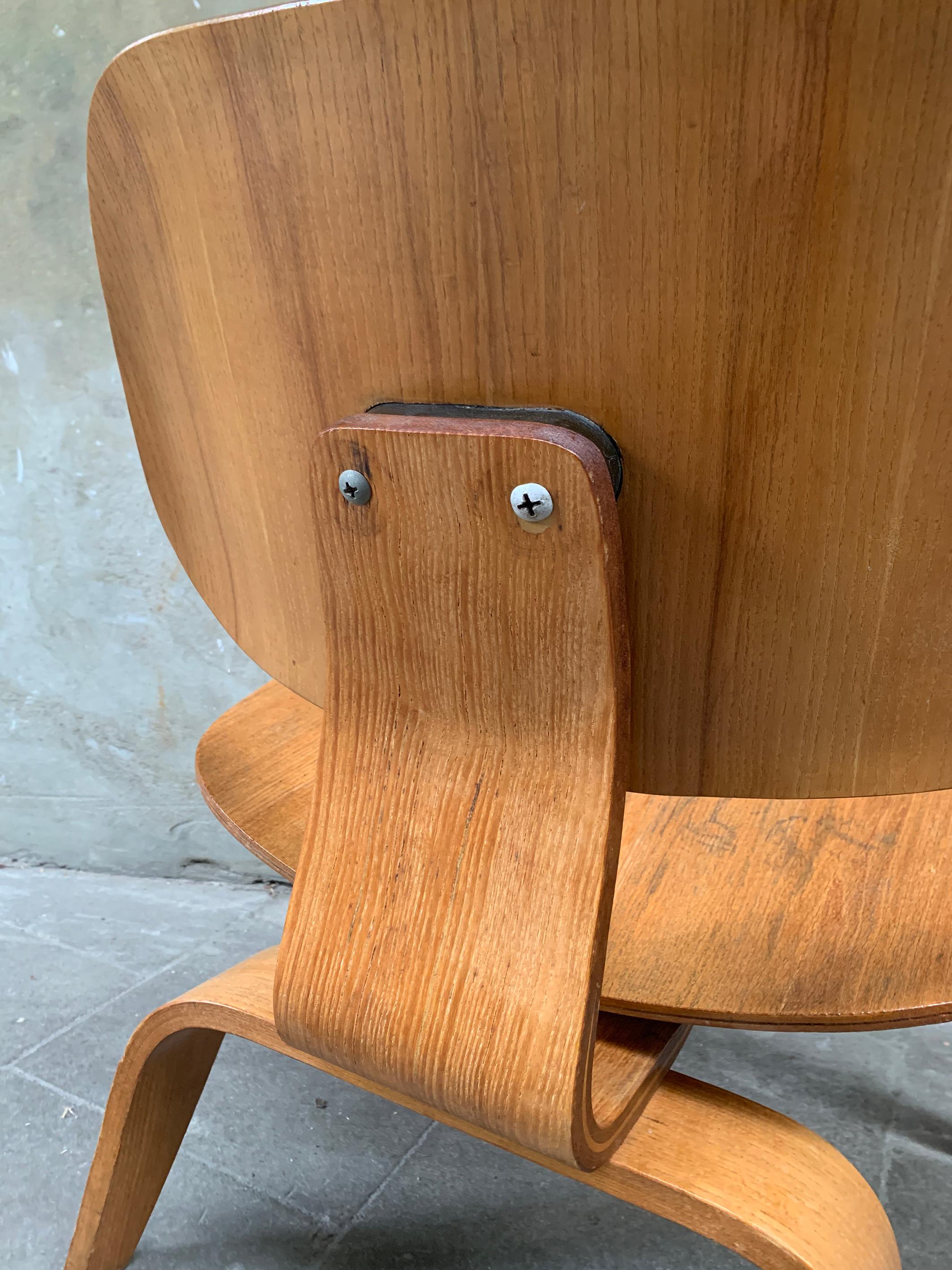 Early LCW Lounge Chair in Ash, Charles & Ray Eames Herman Miller / Evans 1940s in vendita 2