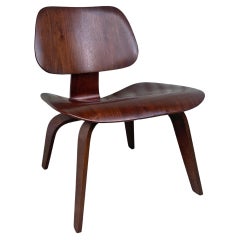 Early LCW Lounge Chair in Walnut, Charles & Ray Eames Herman Miller 1940s