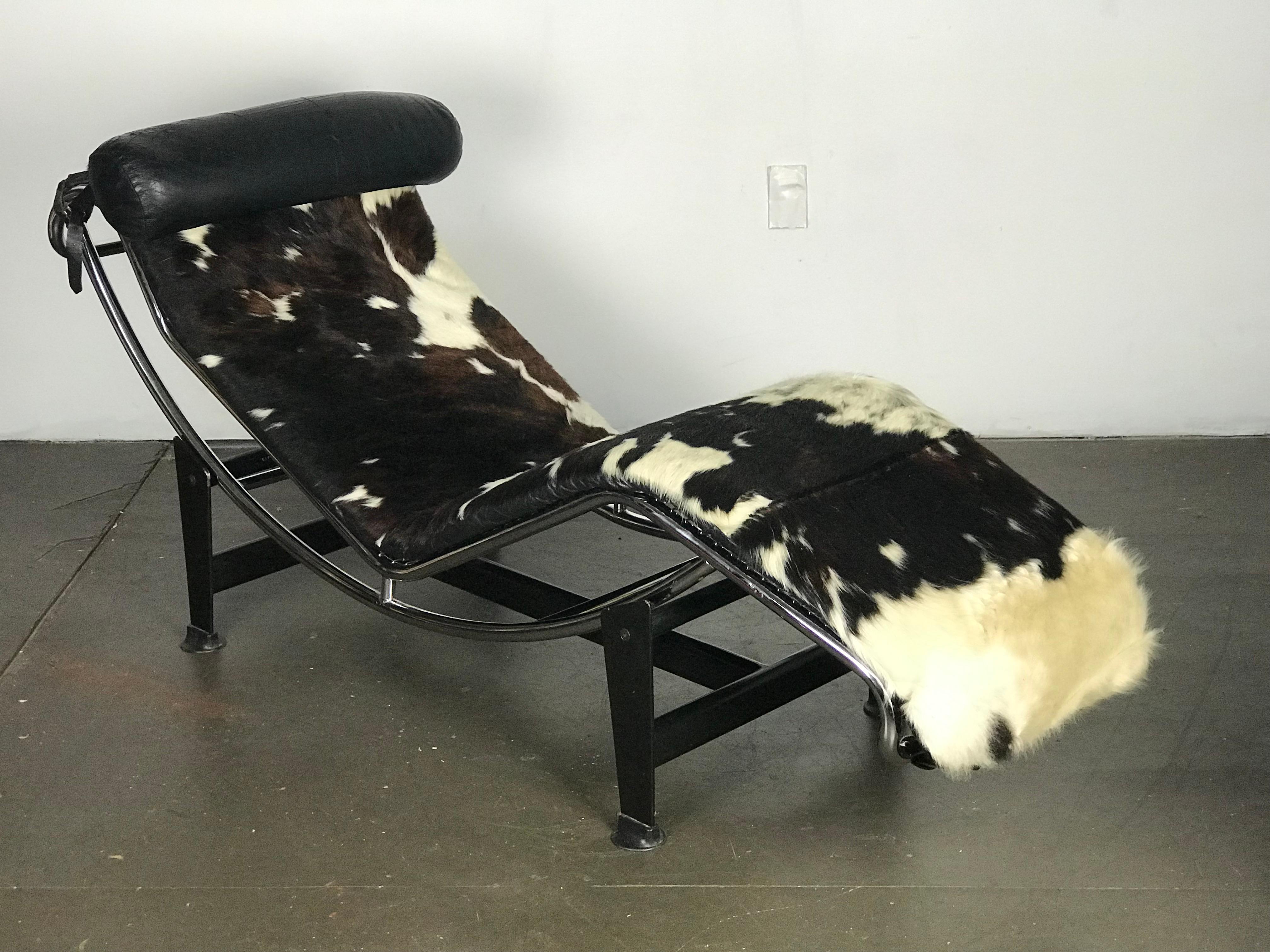 Early Le Corbusier LC4 Style Chaise with Cowhide 4