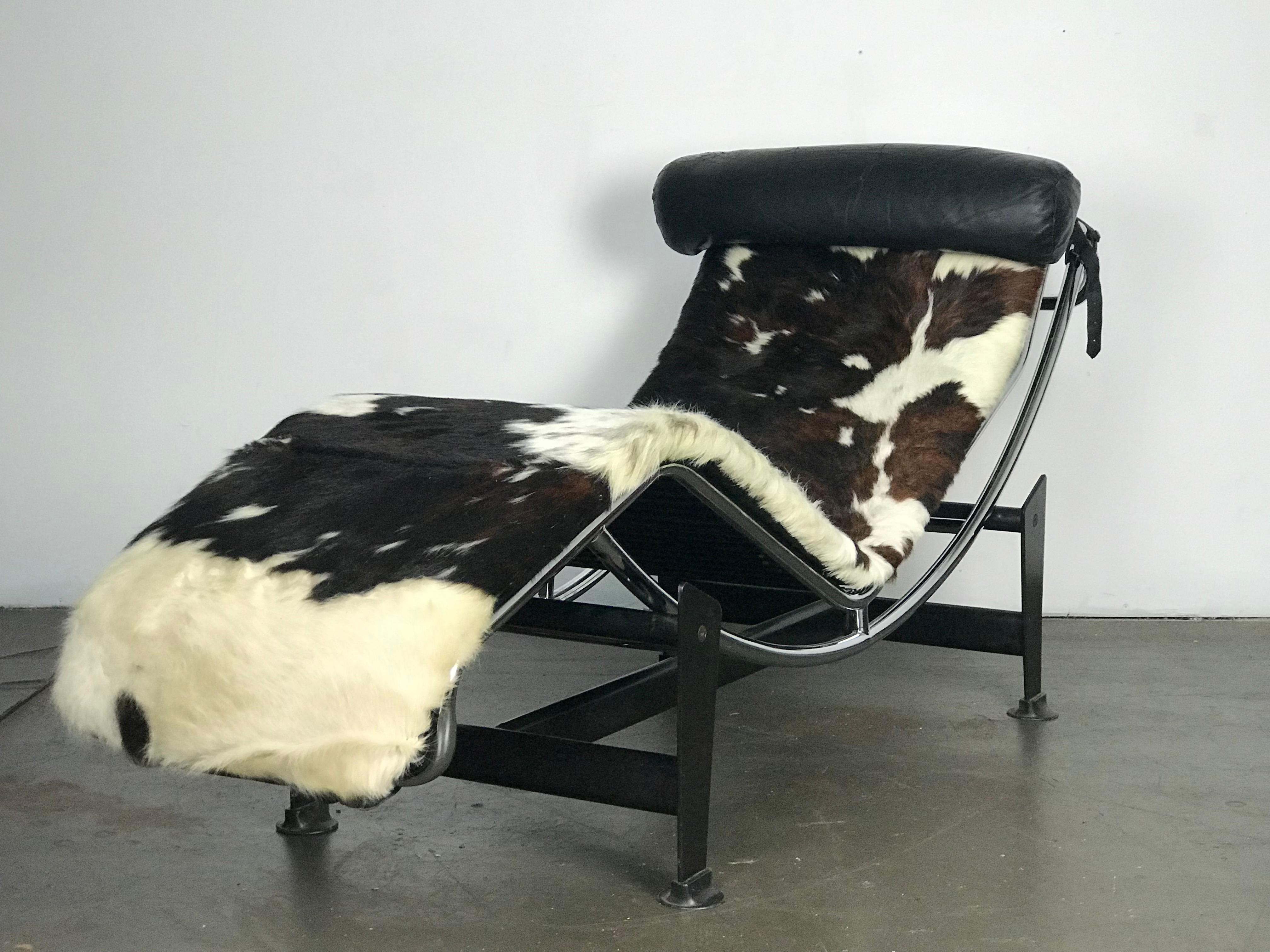 Early Le Corbusier LC4 Style Chaise with Cowhide In Good Condition In Framingham, MA