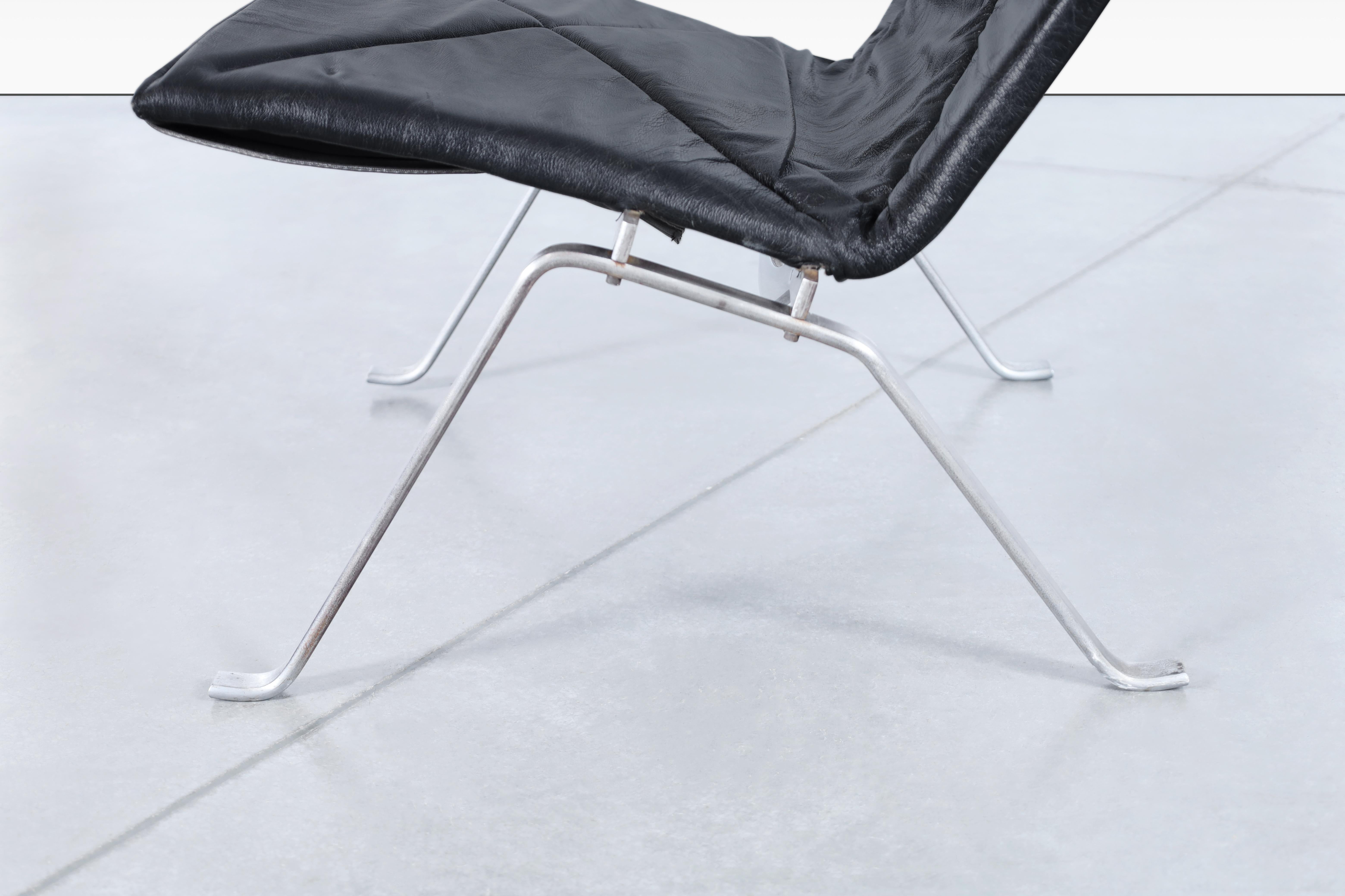 Early Leather PK22 Lounge Chairs by Poul Kjearholm for E. Kold Christensen For Sale 3
