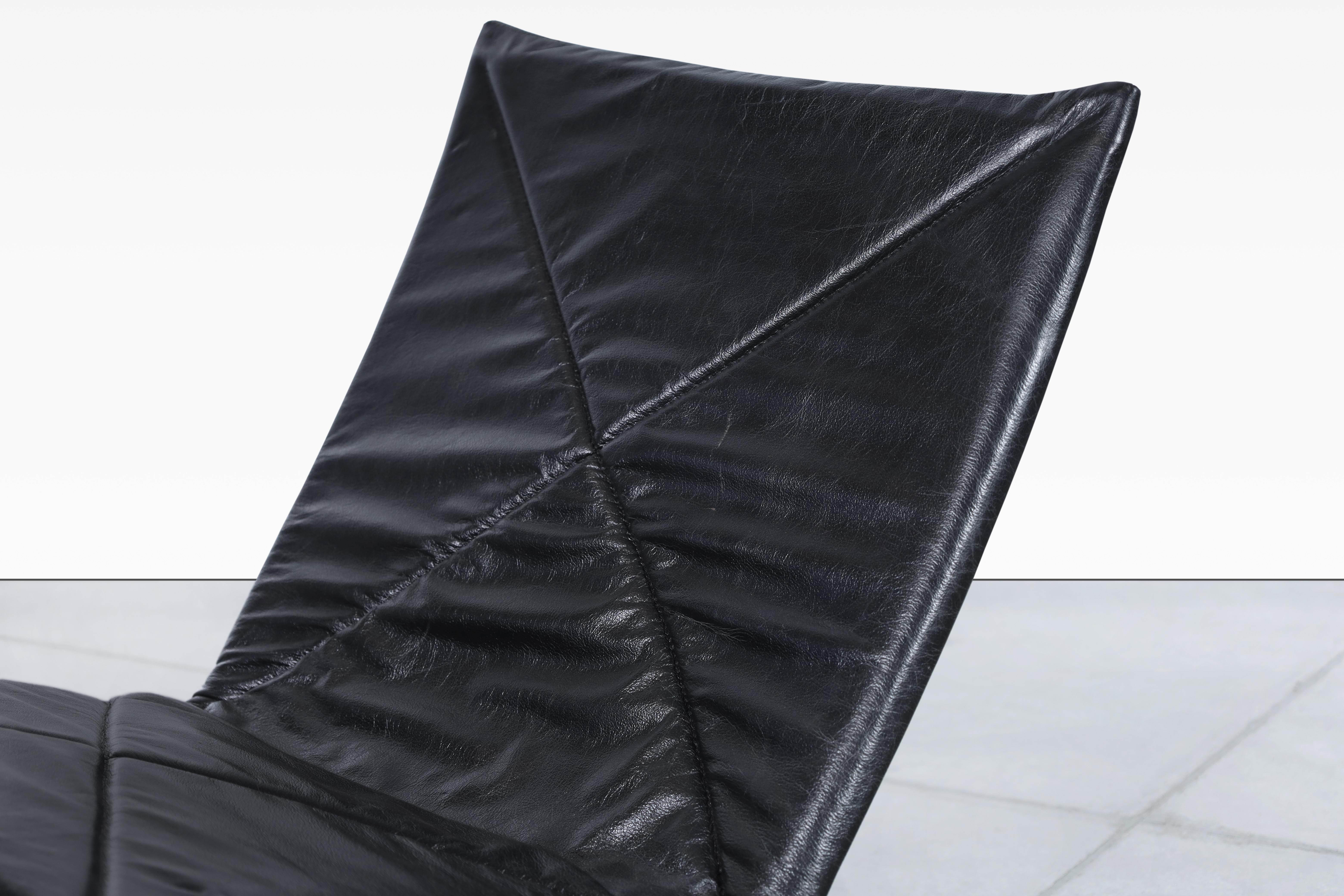 Steel Early Leather PK22 Lounge Chairs by Poul Kjearholm for E. Kold Christensen For Sale