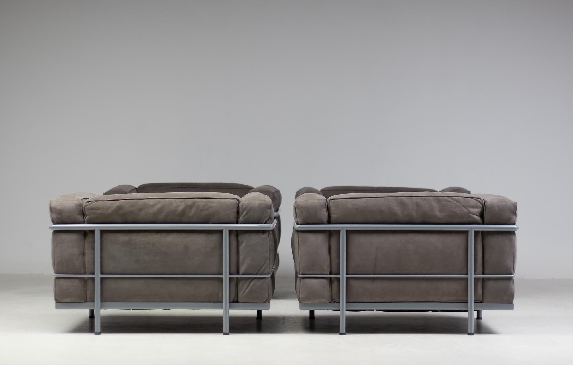 Early Limited Edition Matching Le Corbusier LC3 and LC2 Set by Cassina 4