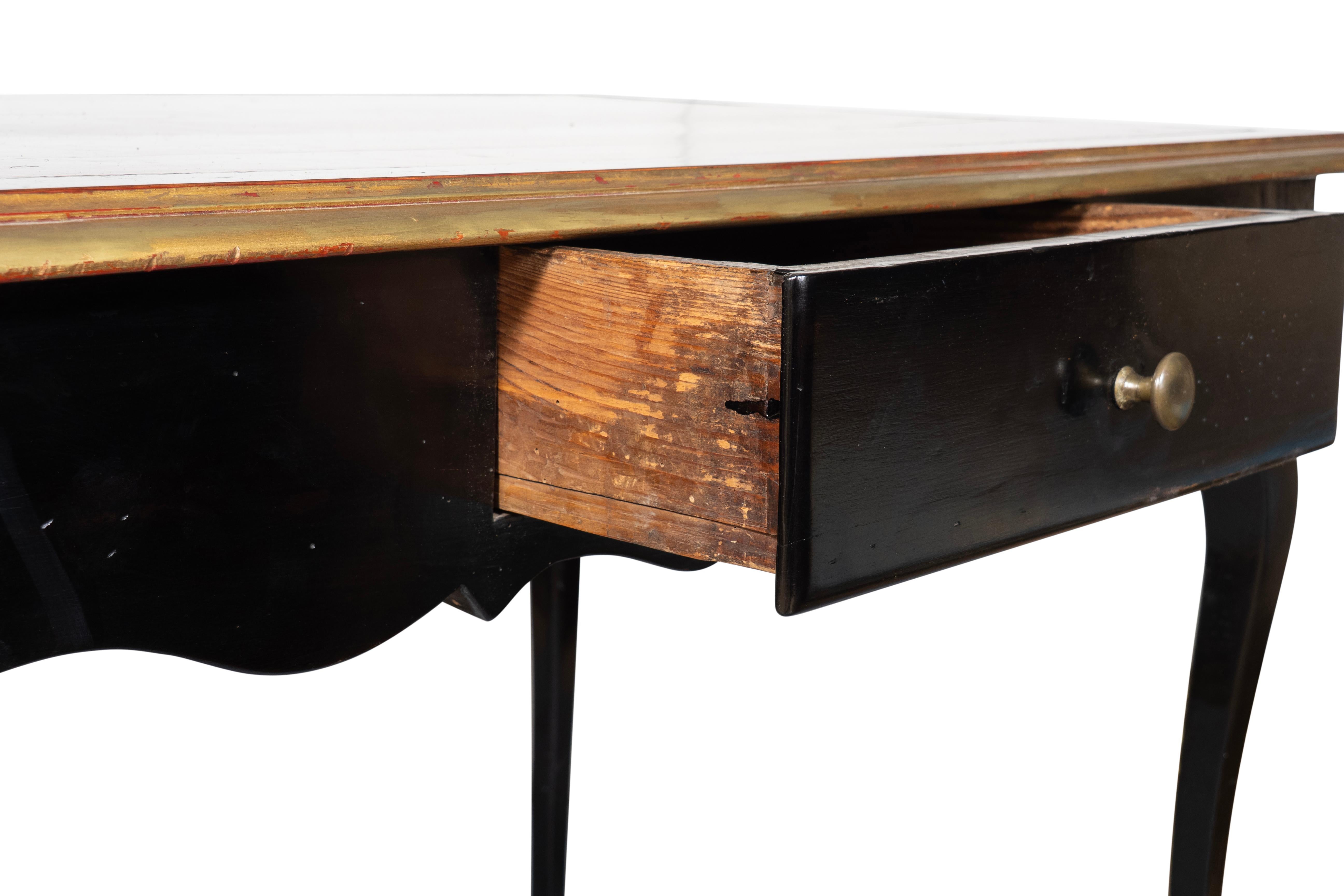 Early Louis XV Ebonized Writing Table For Sale 3