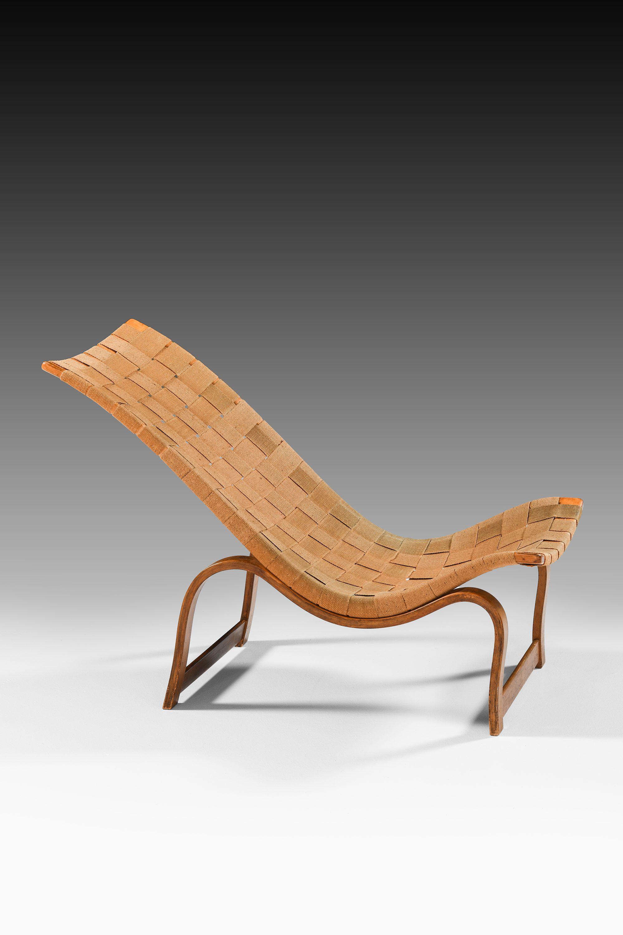 Suédois Chaise longue ancienne en bouleau teinté et toile de chanvre par Bruno Mathsson, 1936 en vente