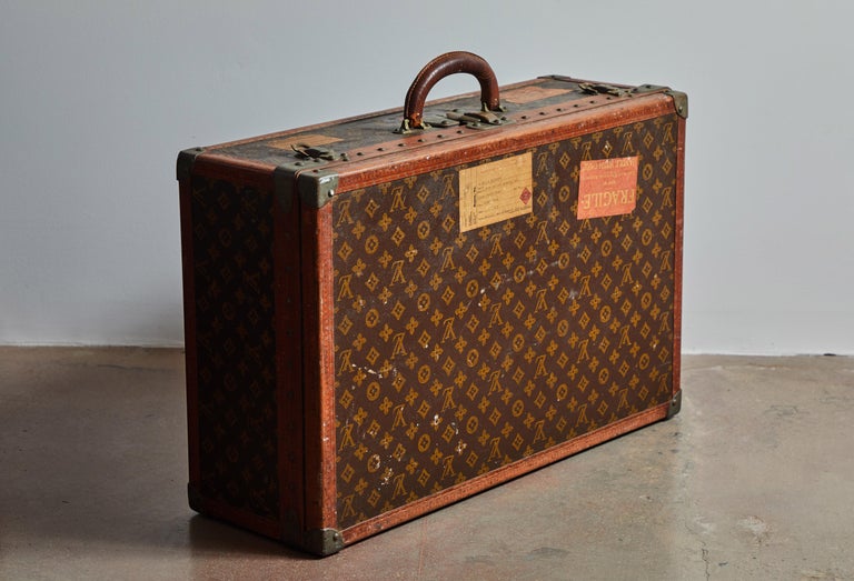 Early LV Monogram Suitcase by Louis Vuitton For Sale at 1stdibs
