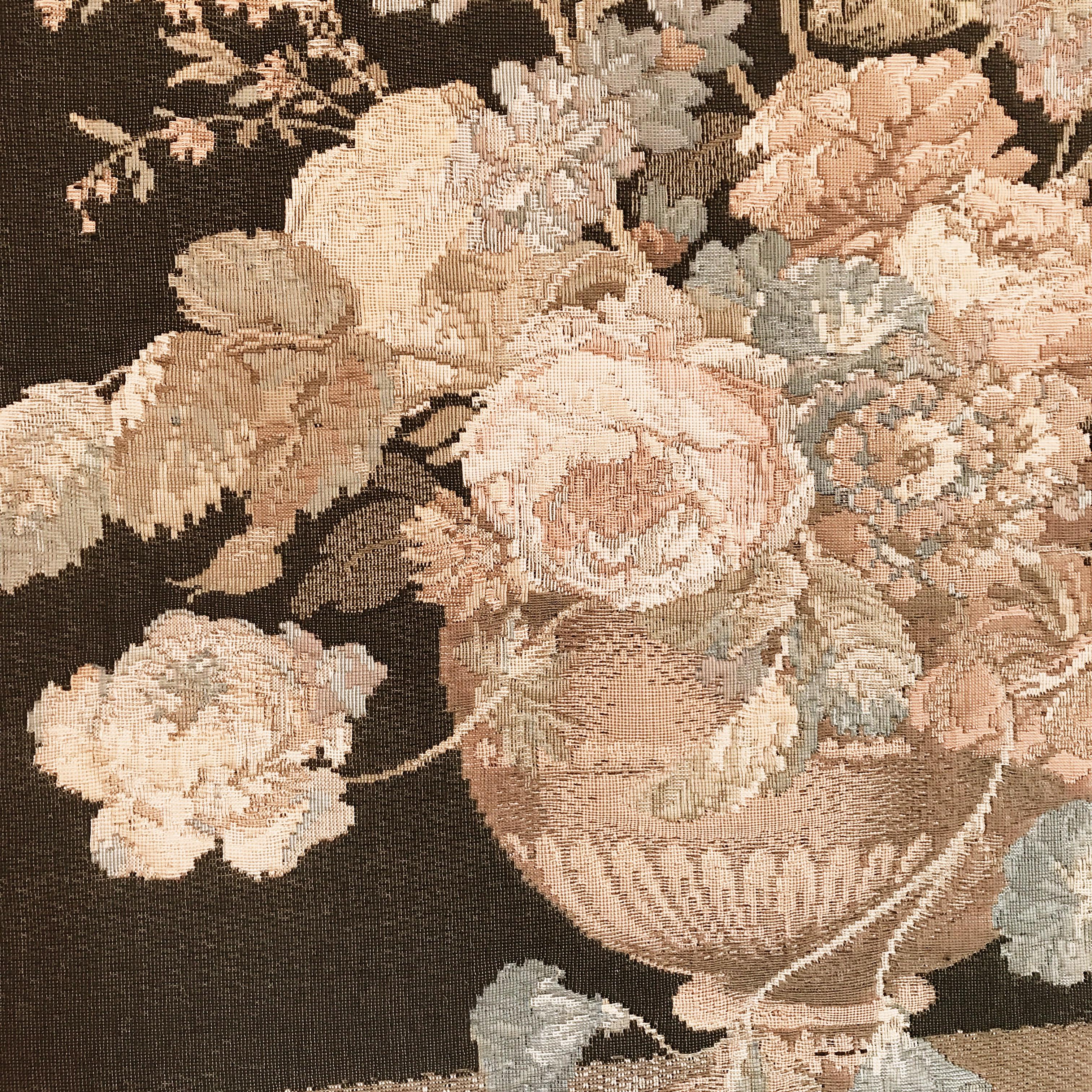 Early Machine Loom Floral Italian Tapestry in Mid-20th Century Giltwood Frame For Sale 3