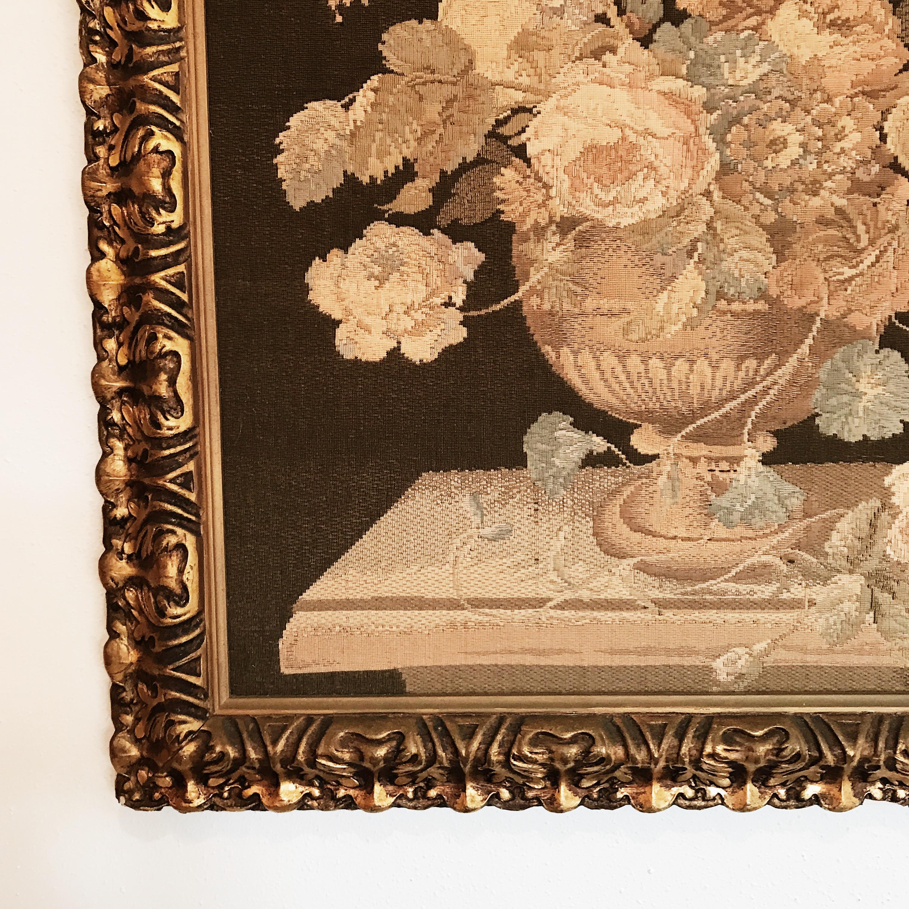 Early Machine Loom Floral Italian Tapestry in Mid-20th Century Giltwood Frame For Sale 4