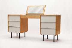 Commode à persiennes et meuble-lavabo ou bureau en érable ancien de Florence Knoll