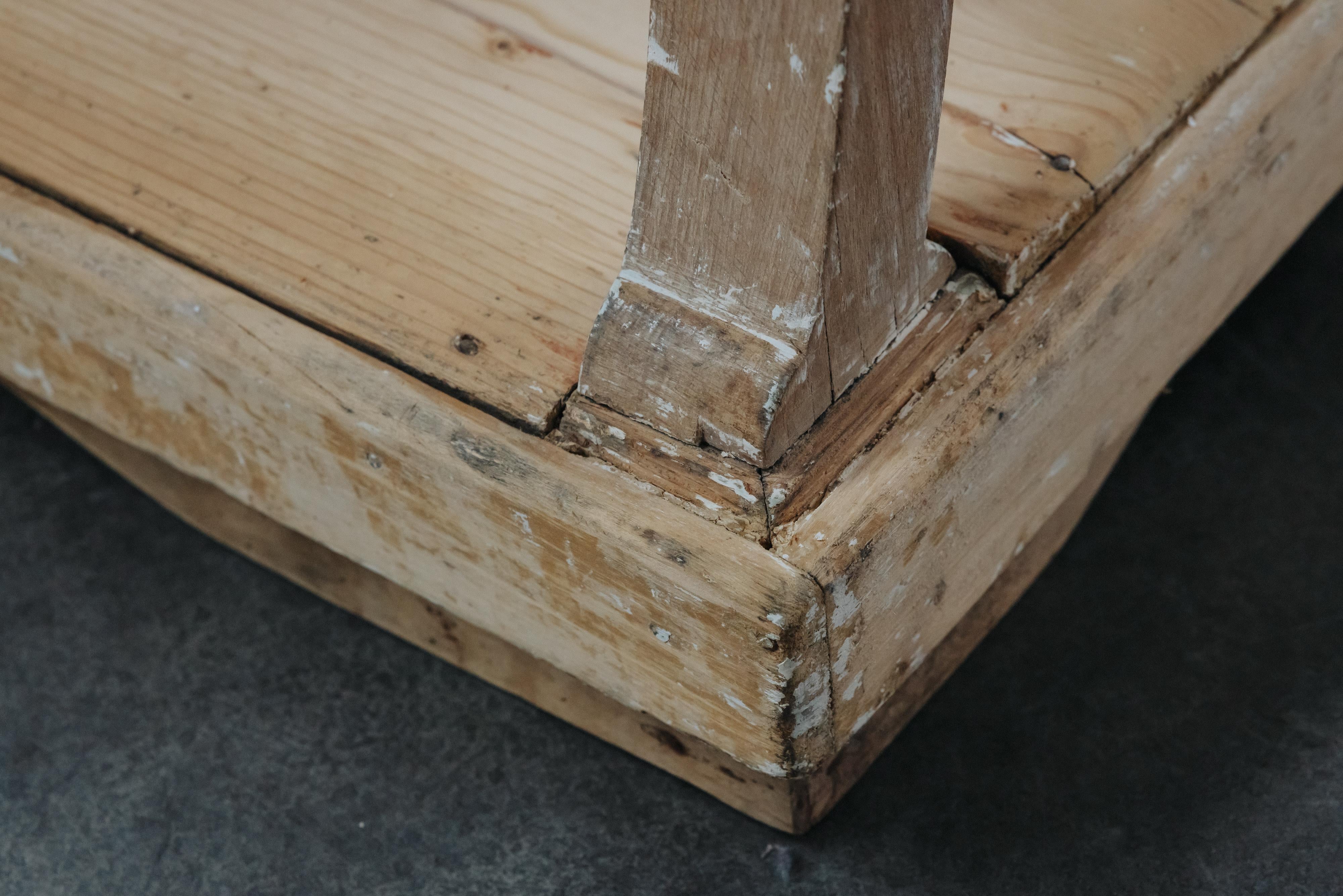 Early Marble Bakery Table From France, Circa 1850 im Angebot 3