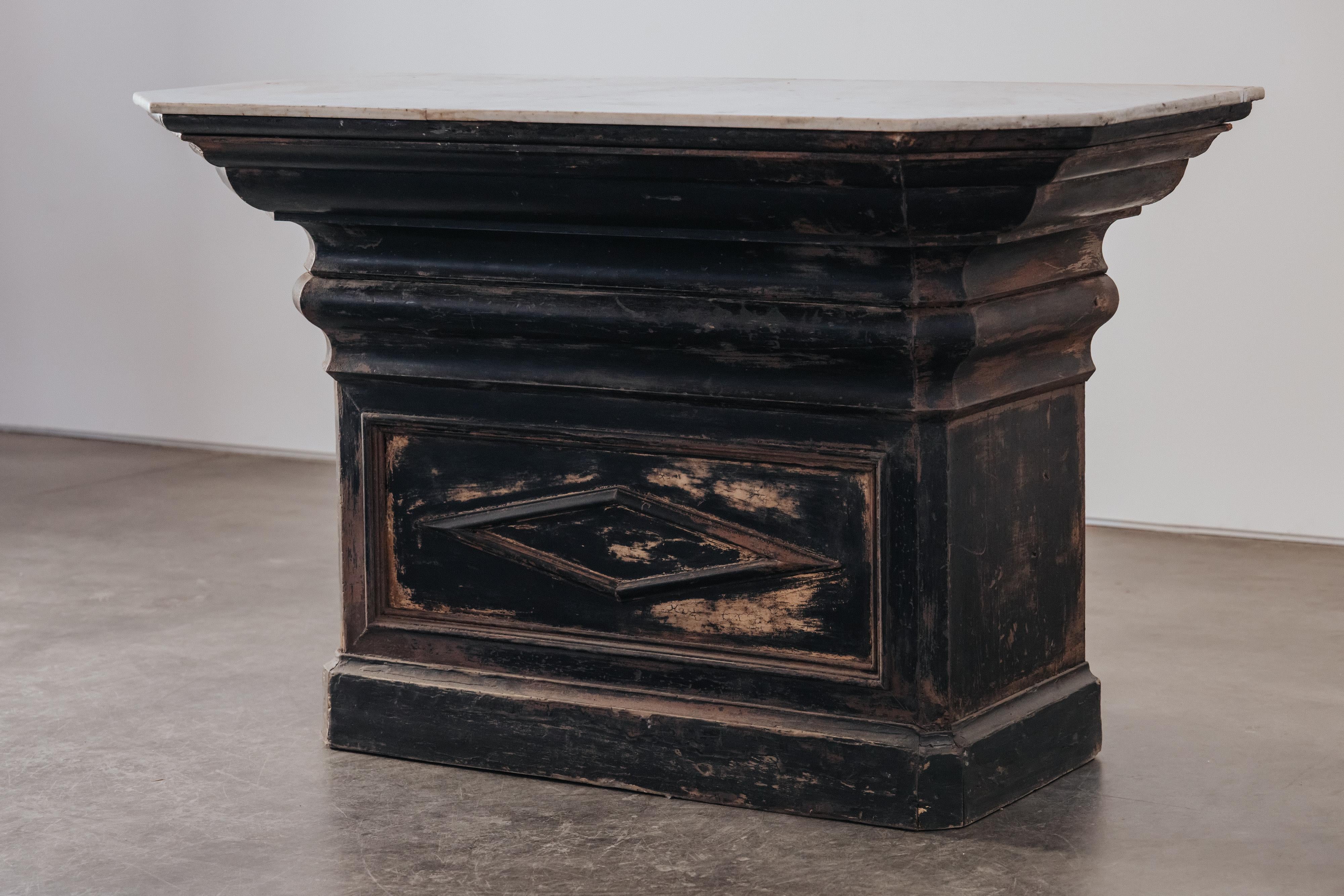 Early Marble Shop Counter From France, Circa 1900 For Sale 3