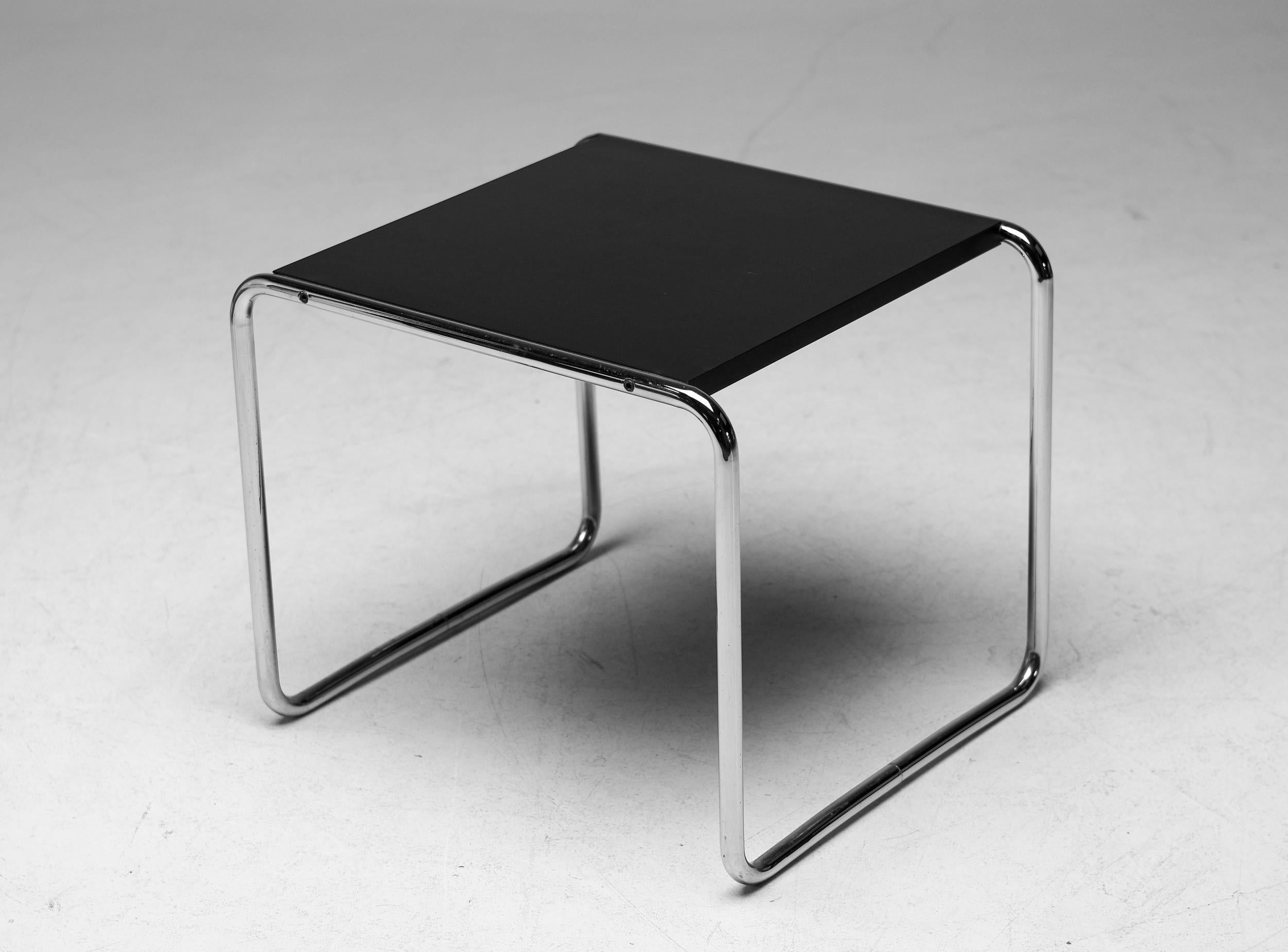 Mesa auxiliar antigua de Marcel Breuer por Gavina, Italia en venta 1