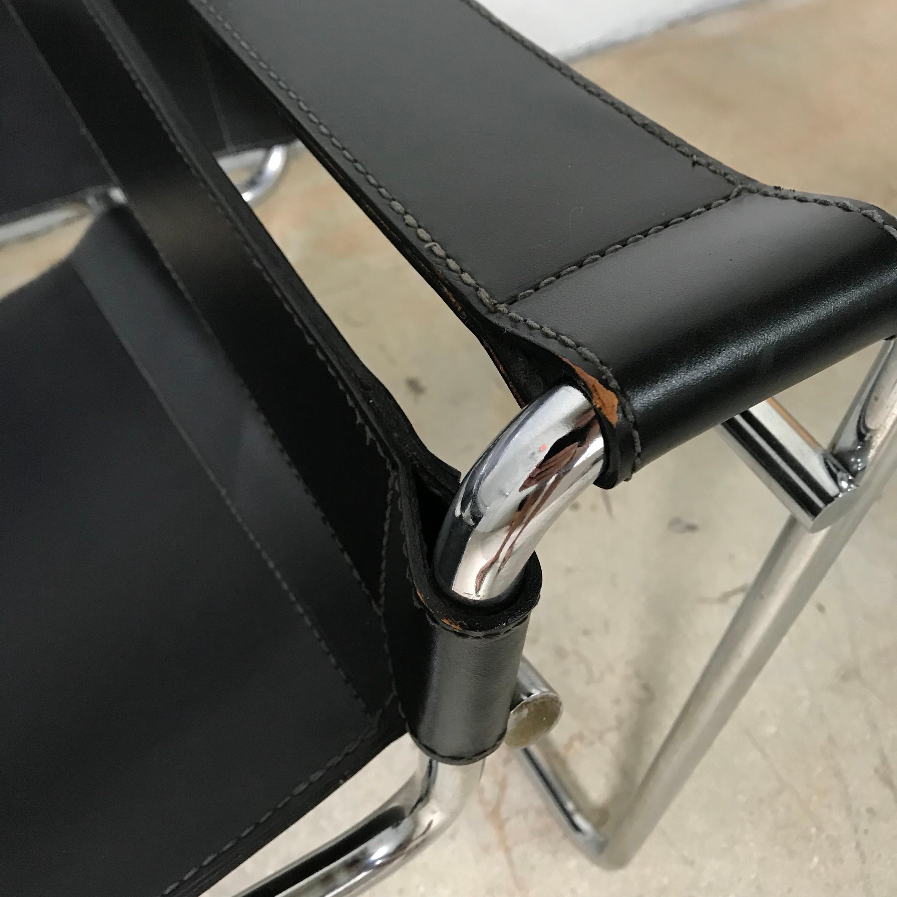 20th Century Early Marcel Breuer Wassily Chair in Polishes Chrome and Black Leather