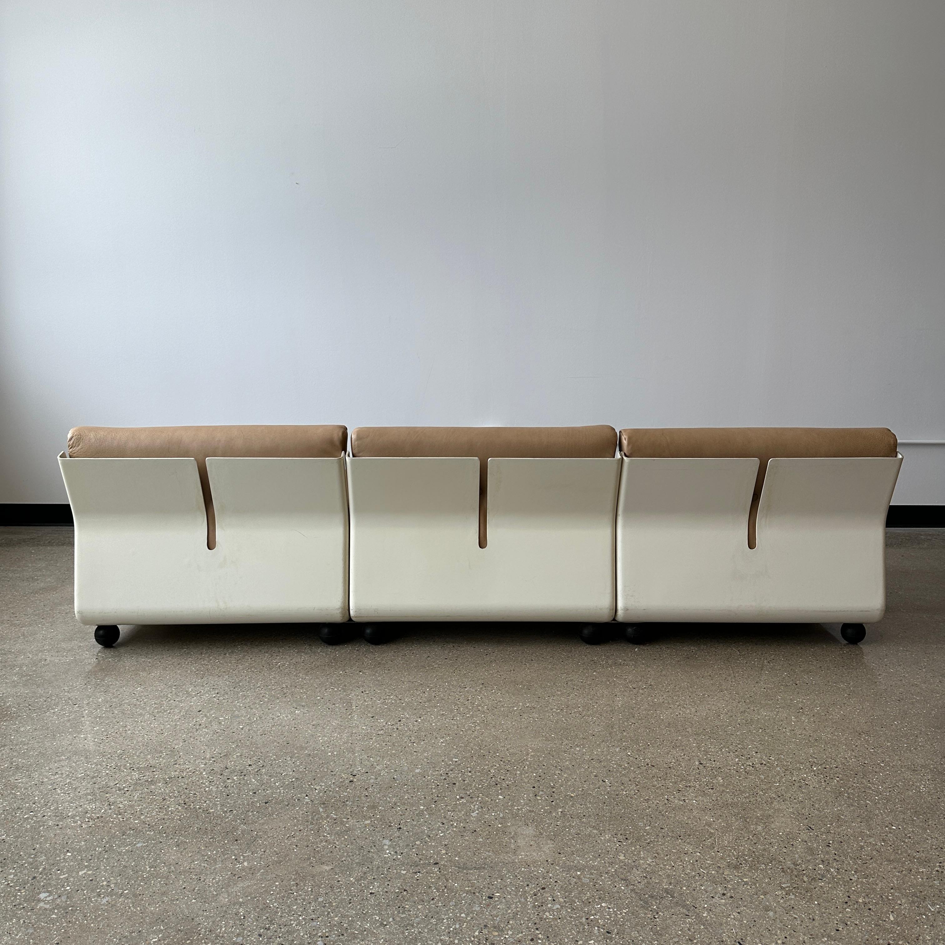 Mid-20th Century Early Mario Bellini “Amanta” Sofa For Sale