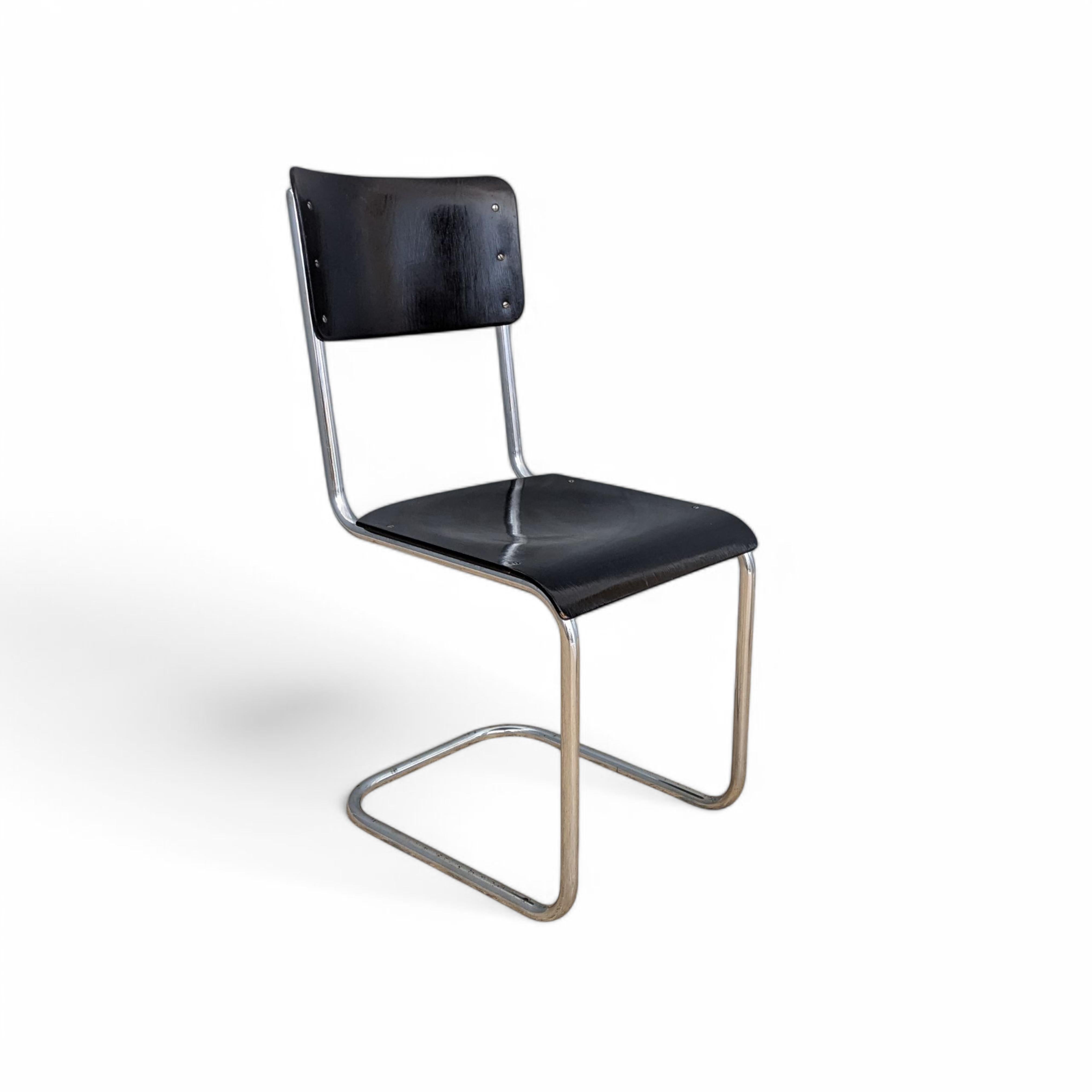 Czech Early Mart Stam S 43 cantilever chair, 1930s For Sale
