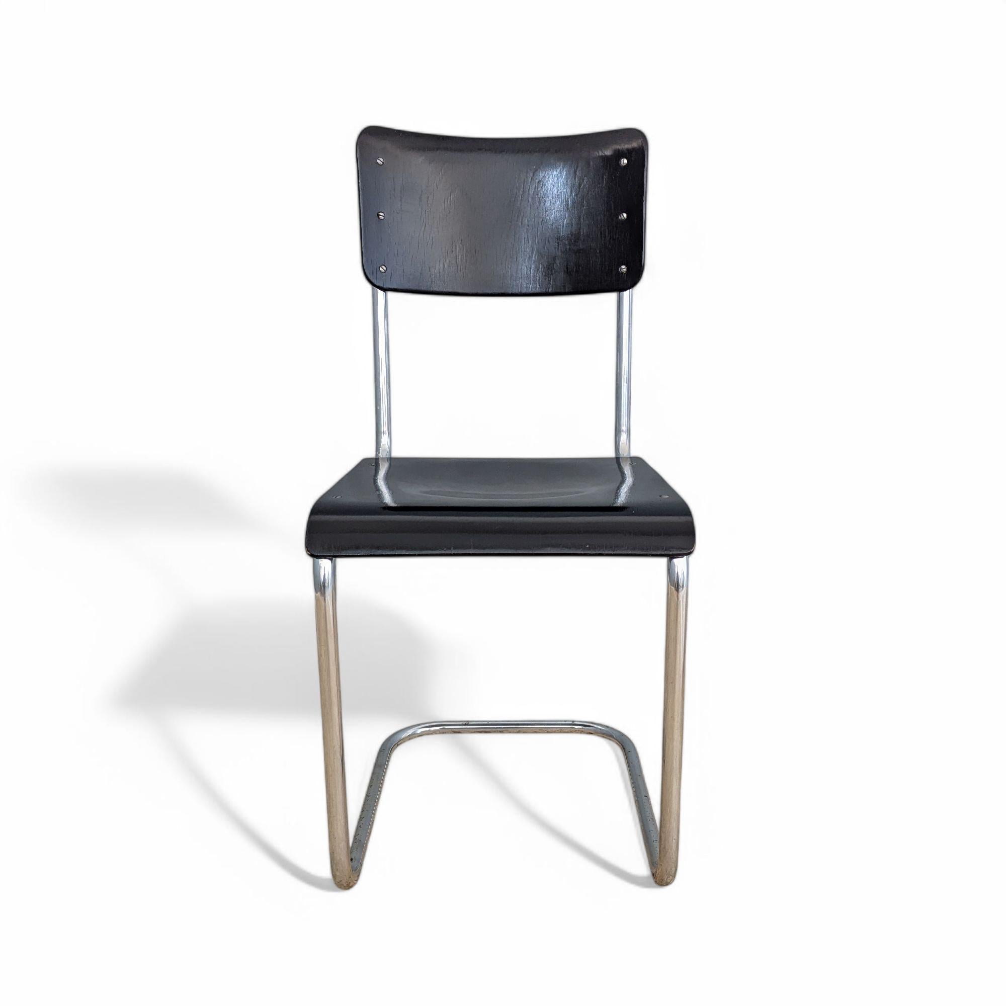 Early Mart Stam S 43 cantilever chair, 1930s In Good Condition For Sale In PRAHA 5, CZ