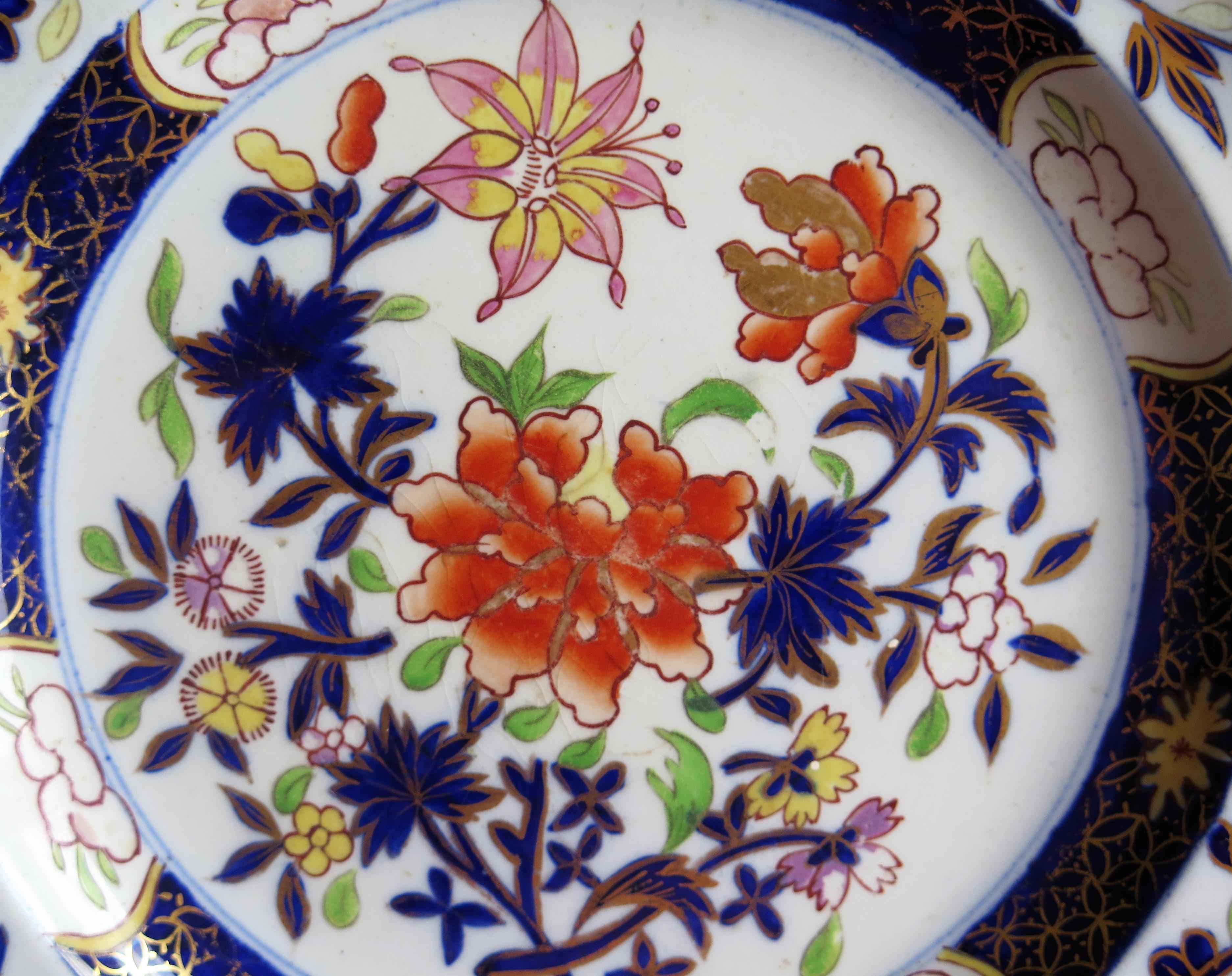 English Early Mason's Ironstone Desert Plate in Heavily Floral Japan Pattern, circa 1815