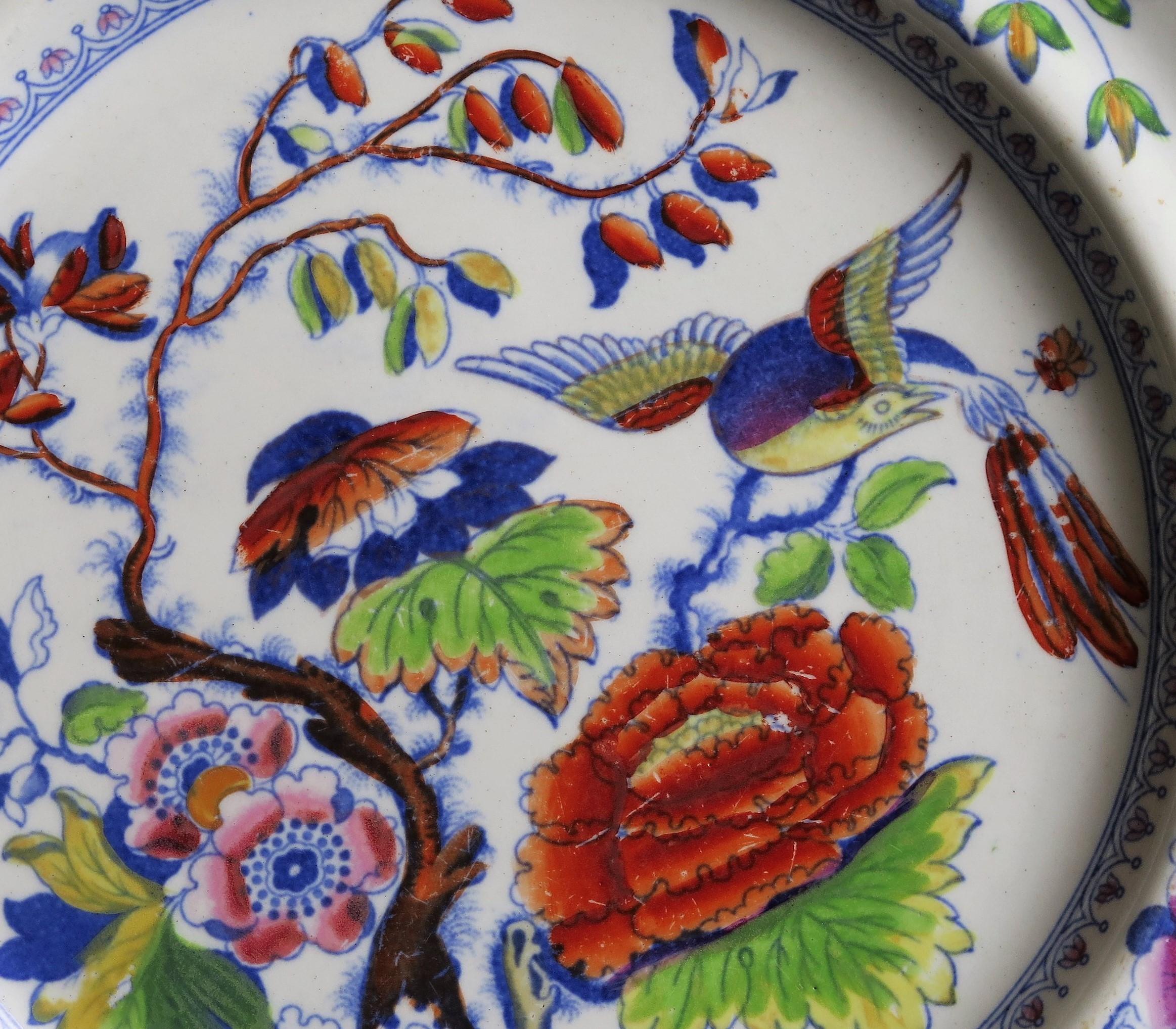 Early Mason's Ironstone Dinner Plate Flying Bird Ptn Retailers mark, circa 1825 In Good Condition For Sale In Lincoln, Lincolnshire