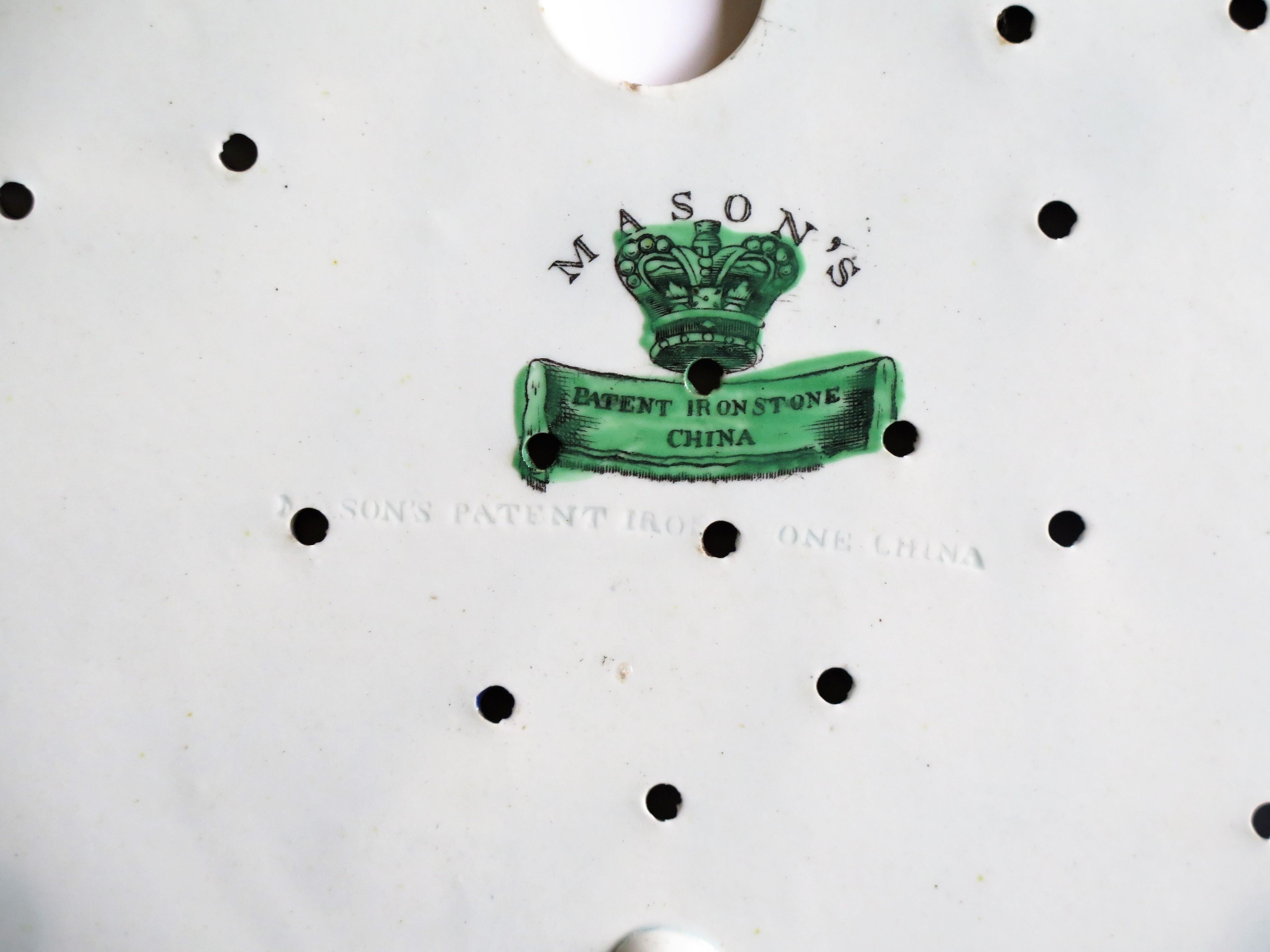 Fine Mason's Ironstone Drainer Plate in Table and Flower Pot Pattern, Ca 1815 9