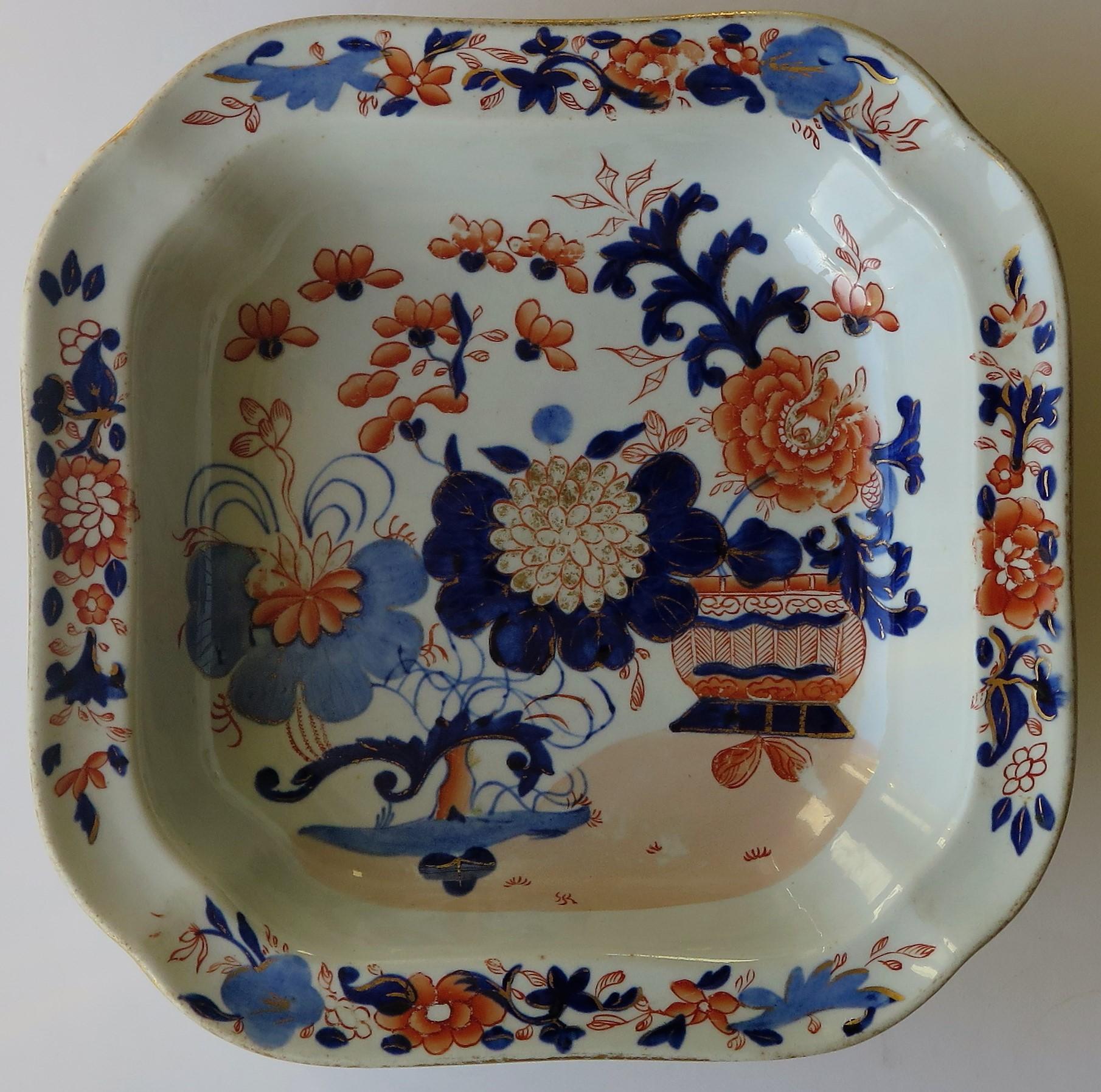 Georgian Mason's Ironstone Large Dish or Bowl Gilded Japan Basket, circa 1818 3