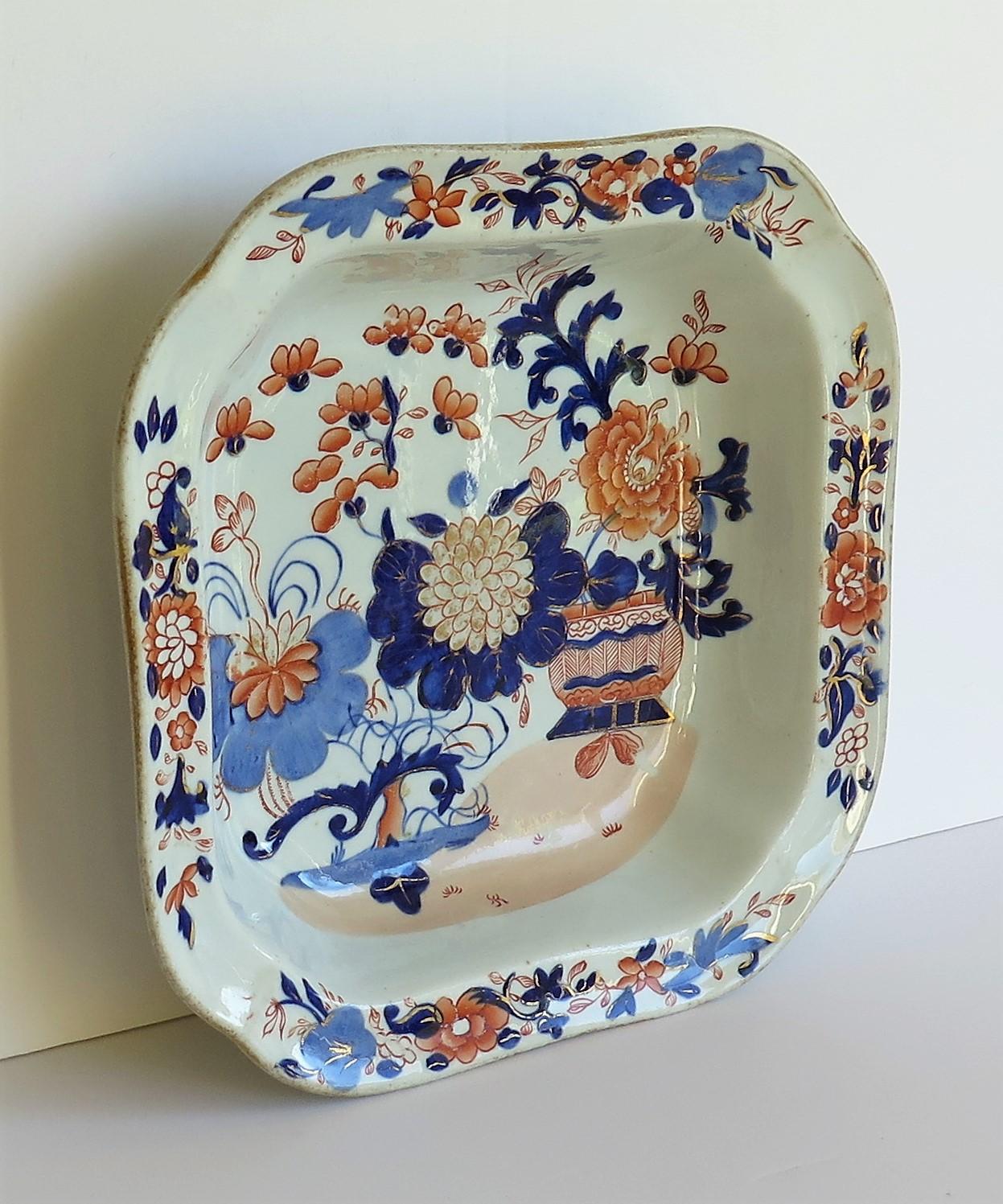 Hand-Painted Georgian Mason's Ironstone Large Dish or Bowl Gilded Japan Basket, circa 1818