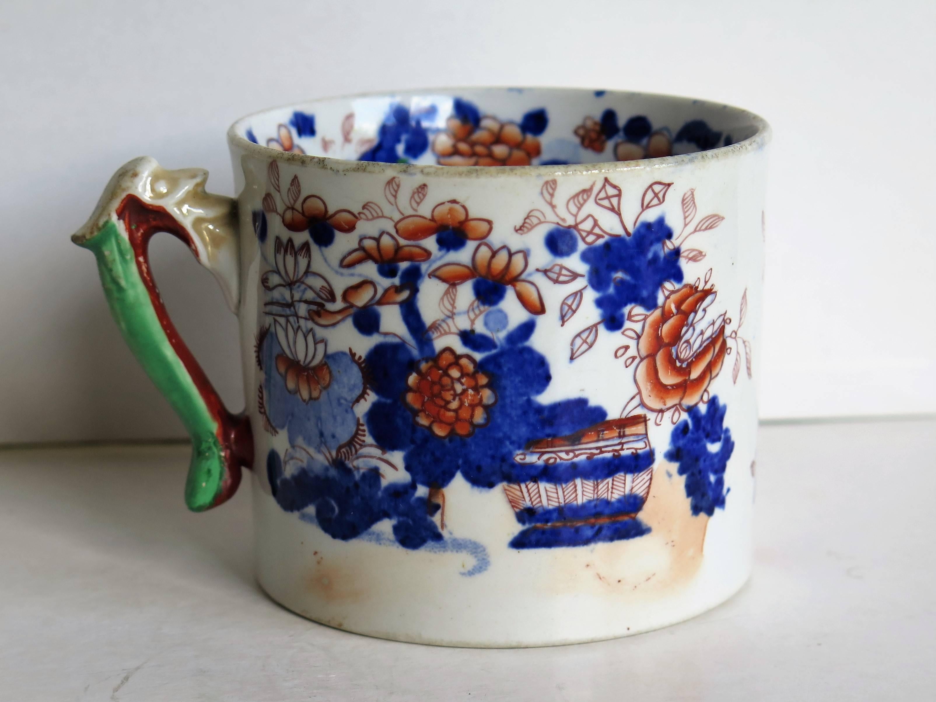 Early Mason's Ironstone Mug, Japan Basket Pattern, circa 1815-1820 In Good Condition In Lincoln, Lincolnshire
