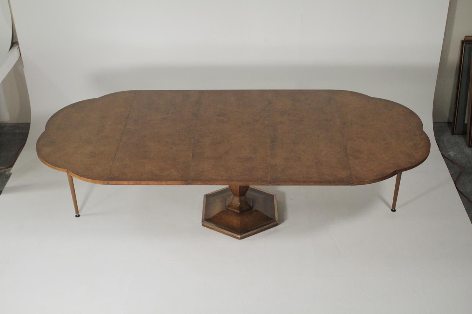 Mid-Century Modern Early Mastercaft Burl Elm Clover Leaf Dining Room Table with Three Leaves