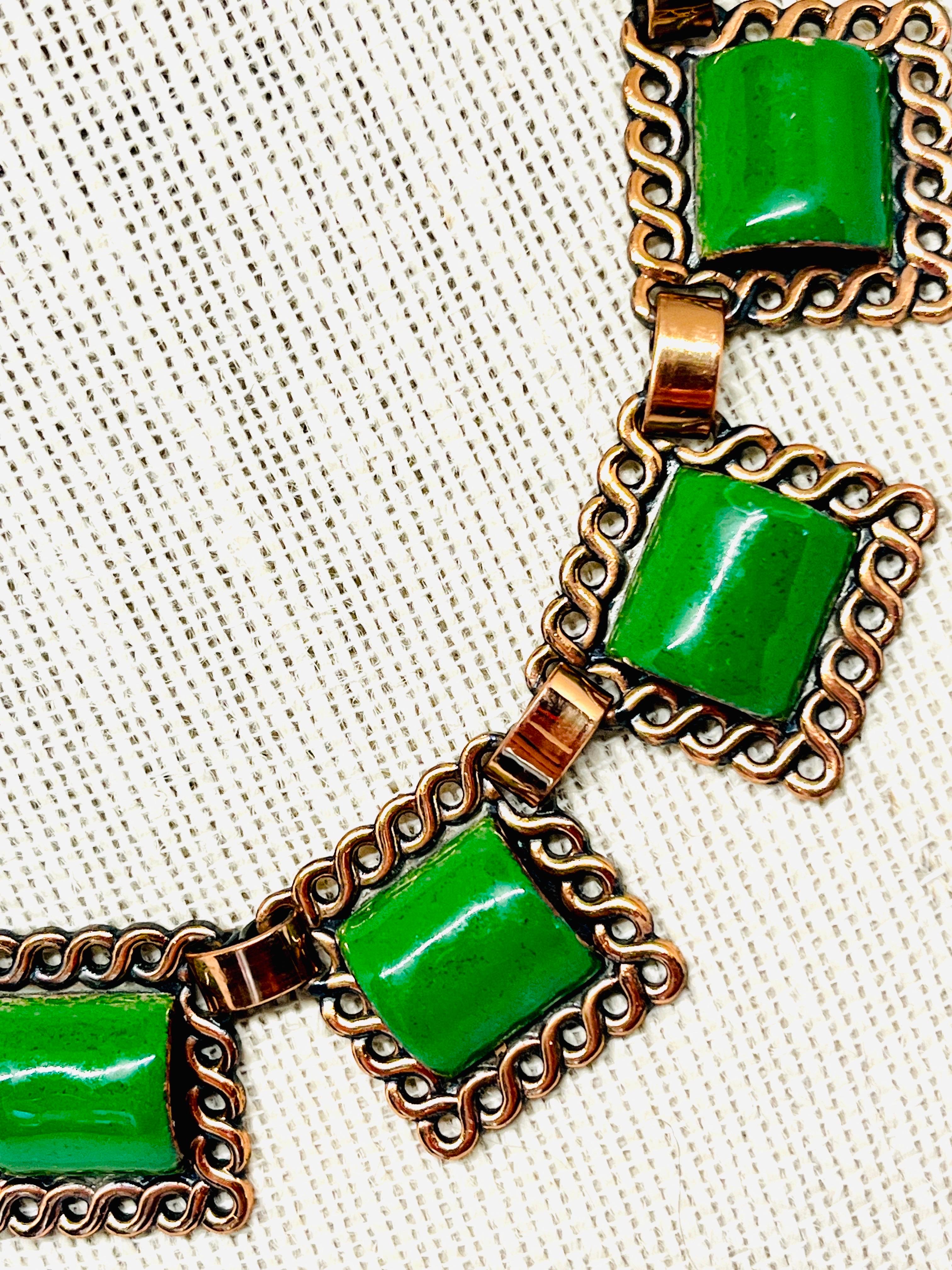 Arts and Crafts Collana in rame con piastrelle smaltate quadrate di Matisse Renoir & Greene, anni '40 in vendita