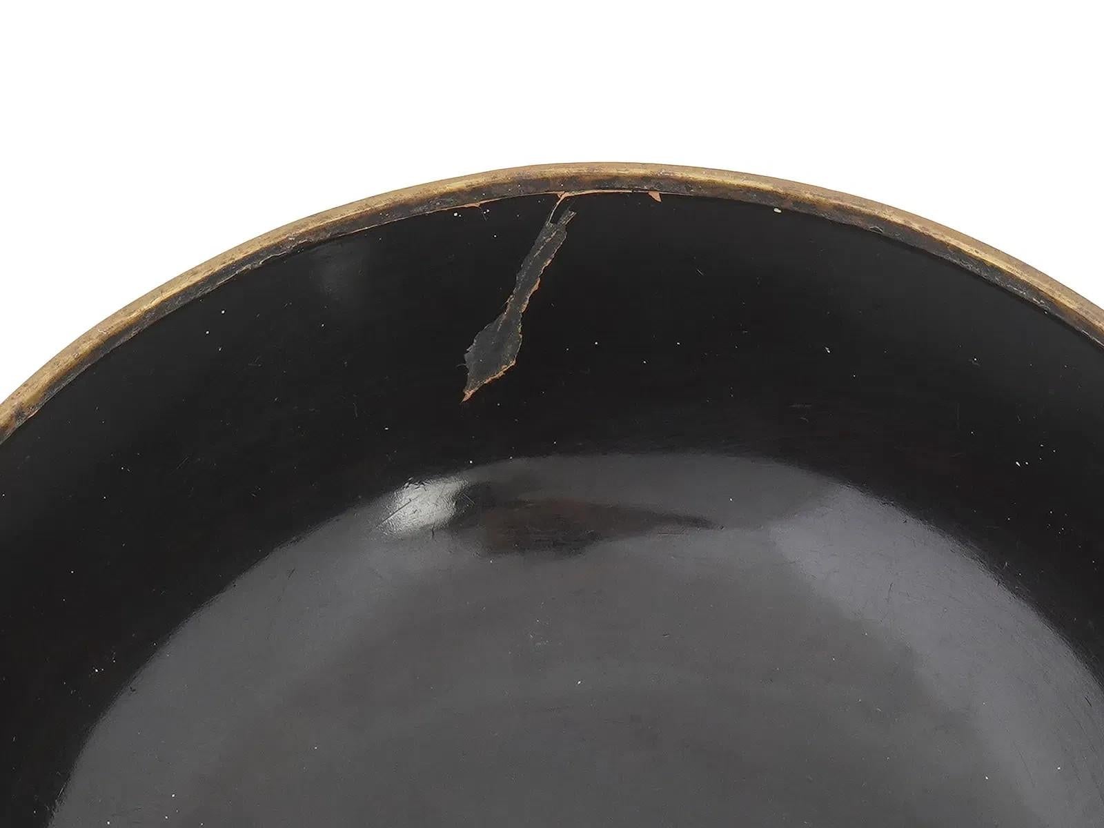 Early Meiji Period Japanese Cloisonne Enamel Box with Crane Flying Clouds For Sale 5