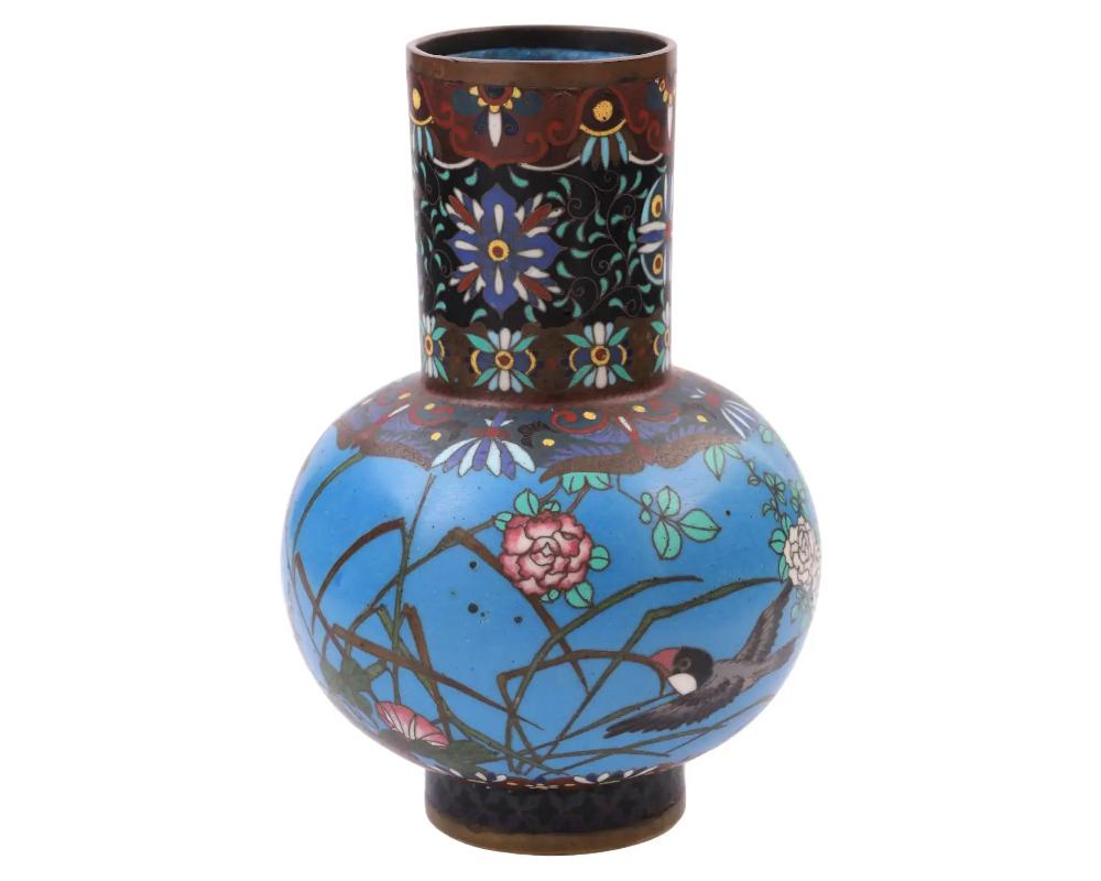 Early Meiji Period Japanese Cloisonne Enamel Bulbous Vase with Geometric Pattern In Good Condition For Sale In New York, NY
