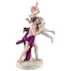 Early Meissen Porcelain Figurine with Motif from the Rape of the Sabine Women